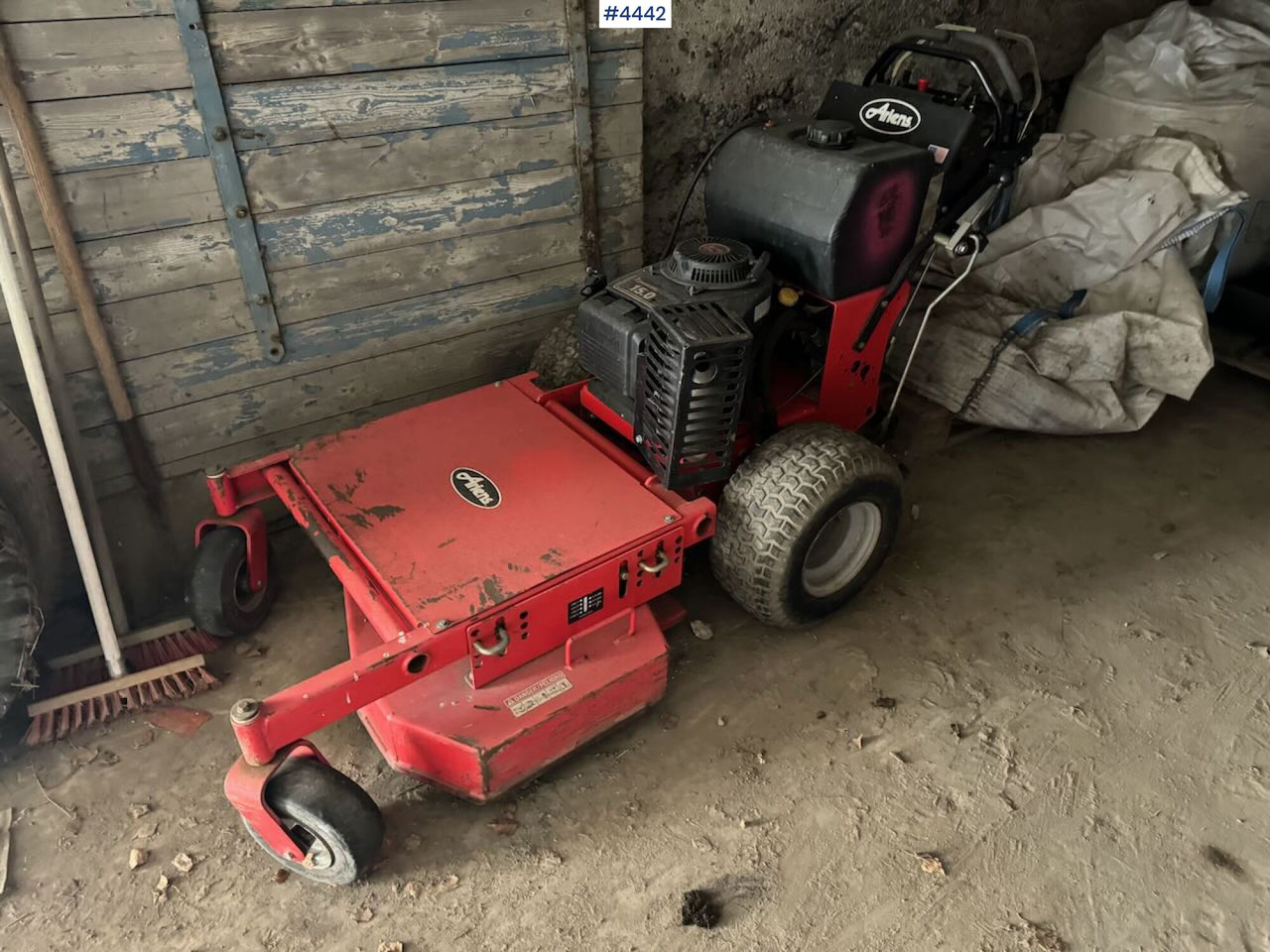 Ariens mulcher - Siena sagatavošanas tehnika: foto 1 Ariens mulcher - Siena sagatavošanas tehnika: foto 1