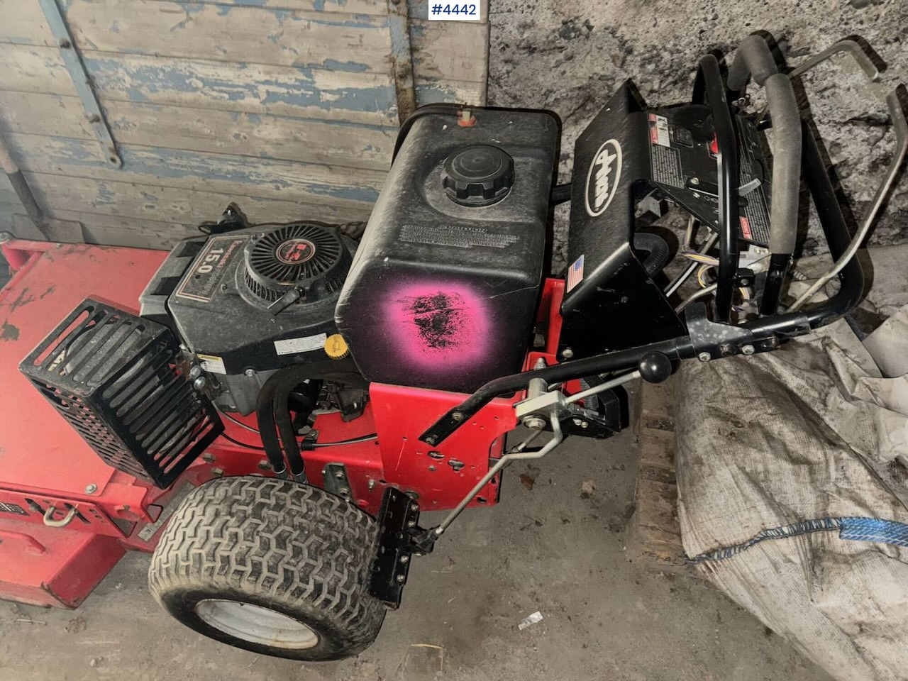 Ariens mulcher - Siena sagatavošanas tehnika: foto 4 Ariens mulcher - Siena sagatavošanas tehnika: foto 4