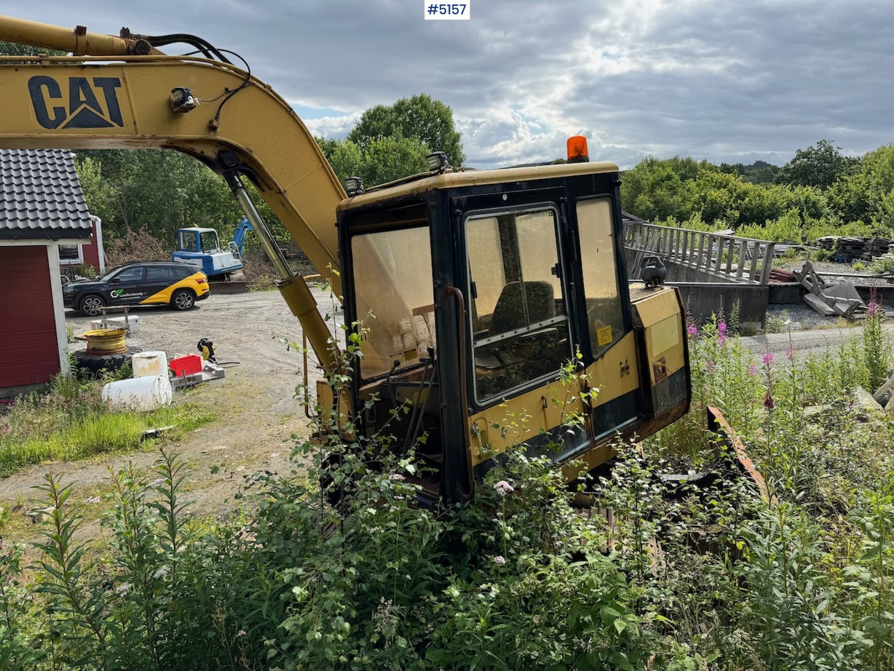 Ekskavators Cat E70B. Watch video: foto 8