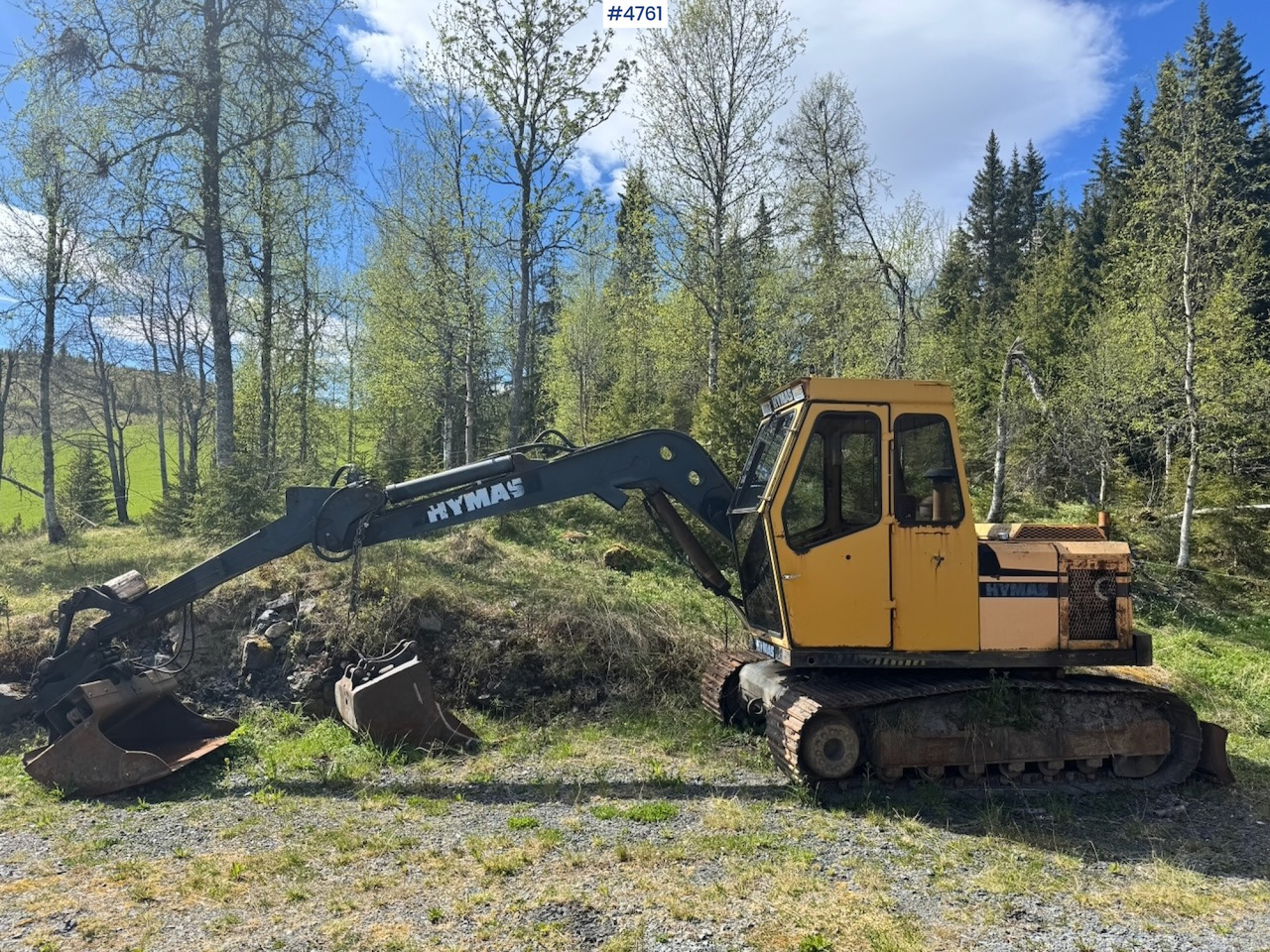 Circa 1990 Hymas 82R Crawler excavator w/ 2 buckets. - Ekskavators: foto 1 Circa 1990 Hymas 82R Crawler excavator w/ 2 buckets. - Ekskavators: foto 1