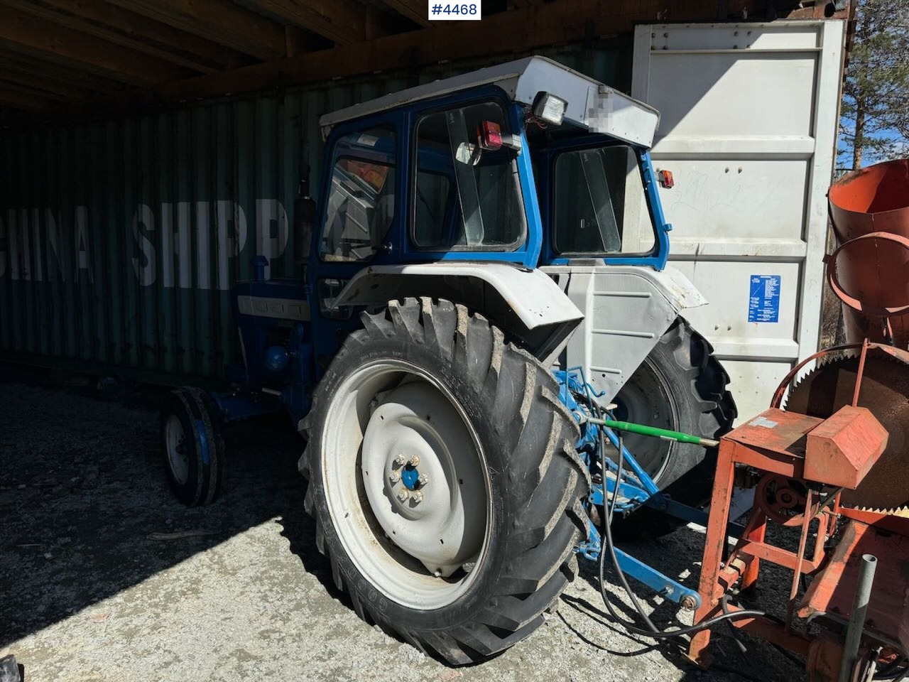 Ford 4000 4x2 - approx. 1970 model - Traktors: foto 4 Ford 4000 4x2 - approx. 1970 model - Traktors: foto 4