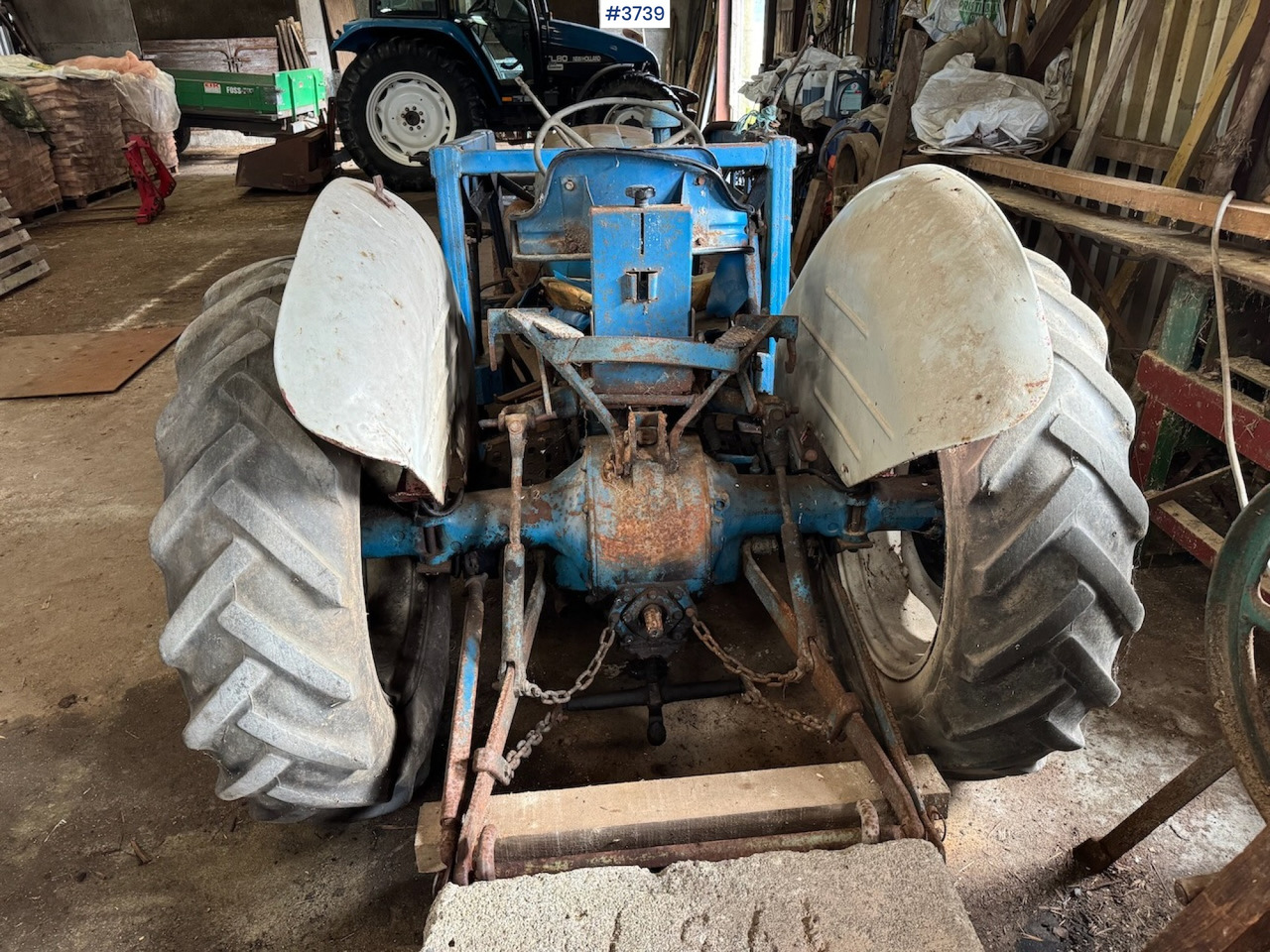 Traktors Ford Super Dexta w/front loader: foto 16
