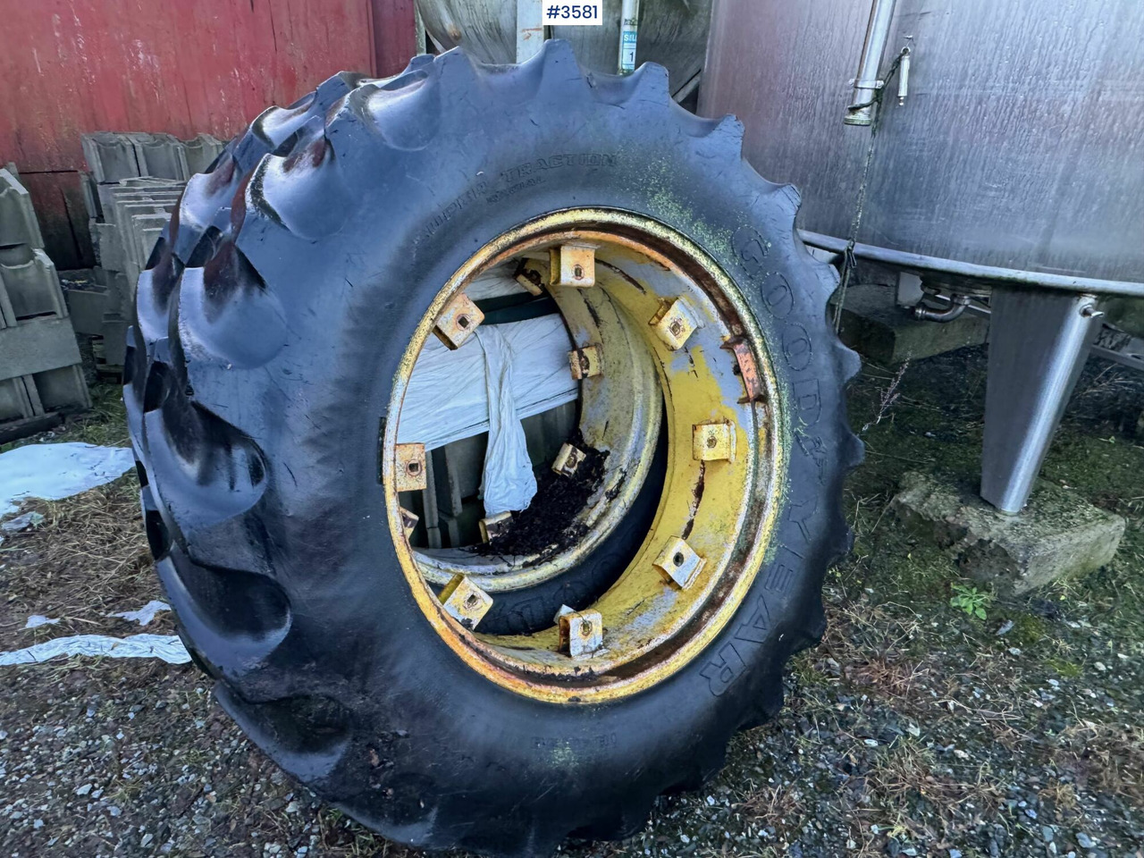 Goodyear wheels - Ritenis: foto 1 Goodyear wheels - Ritenis: foto 1