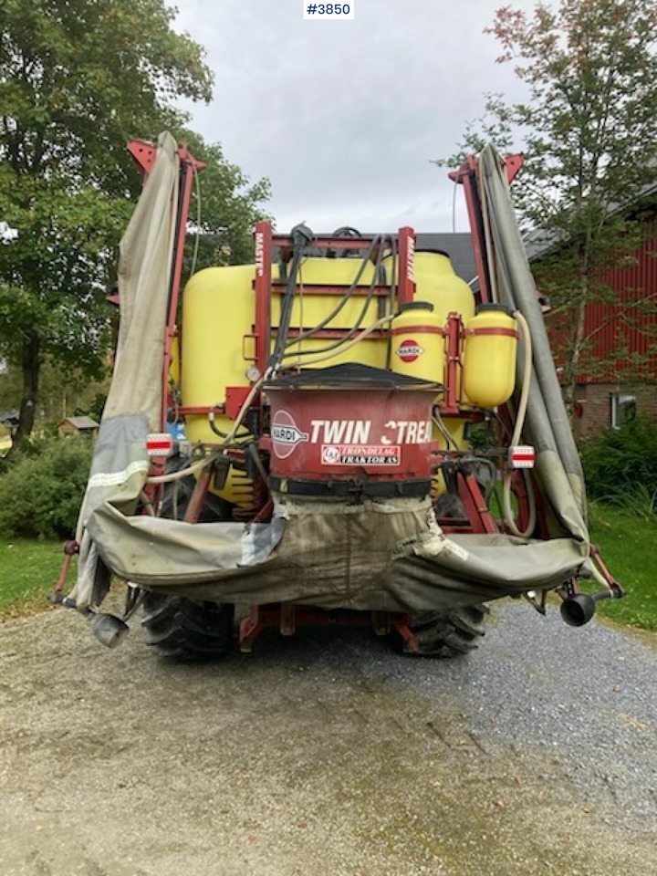 Hardi Master Twin Stream 12M field sprayer - Miglotājs: foto 1 Hardi Master Twin Stream 12M field sprayer - Miglotājs: foto 1