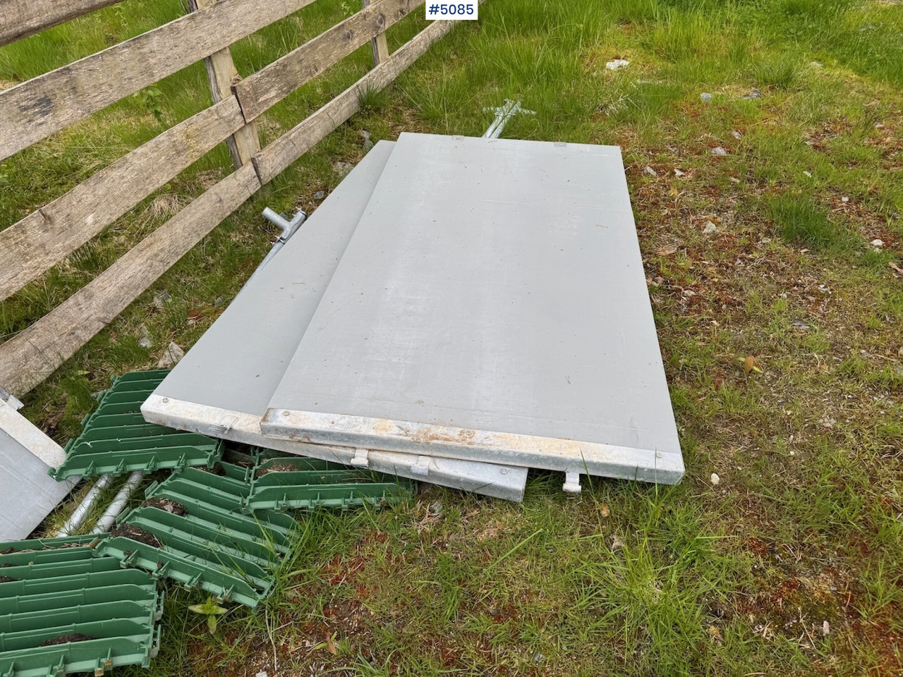 Iceland's Front Fence Barn Systems - Celtniecības maisītājs: foto 5 Iceland's Front Fence Barn Systems - Celtniecības maisītājs: foto 5