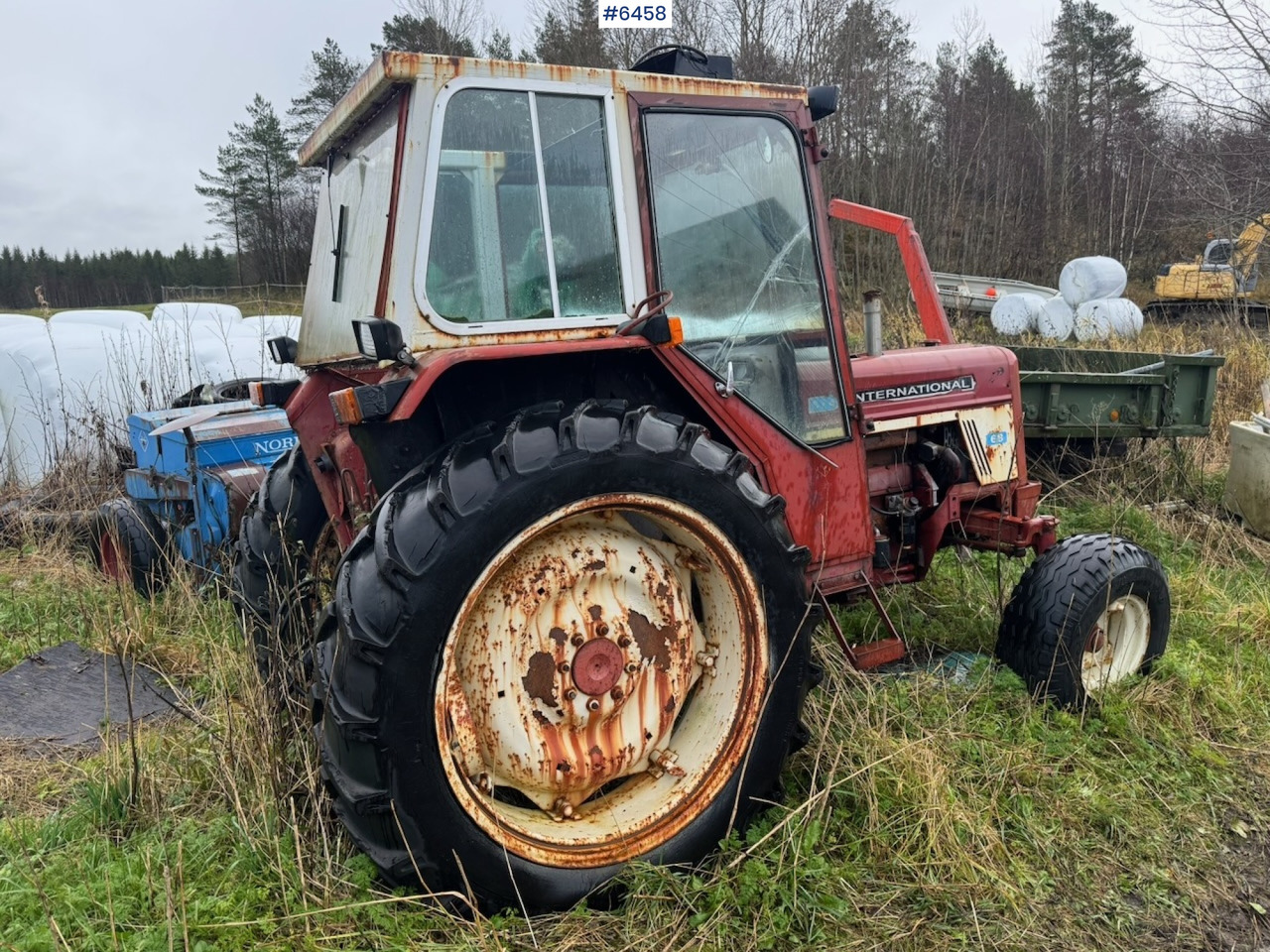 International 574 tractor - Traktors: foto 4 International 574 tractor - Traktors: foto 4