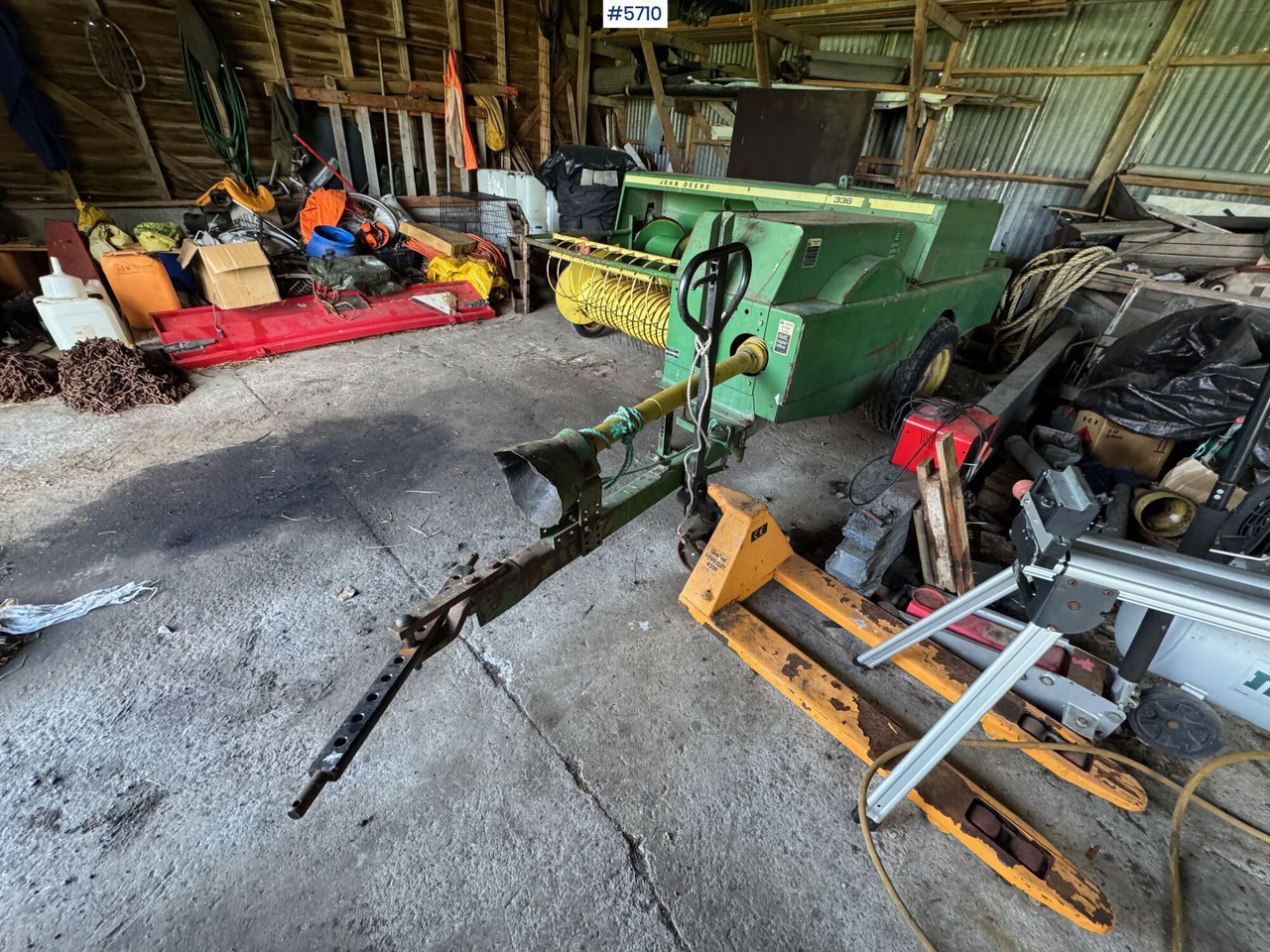 John Deere 336 Square baler. - Siena sagatavošanas tehnika: foto 3 John Deere 336 Square baler. - Siena sagatavošanas tehnika: foto 3
