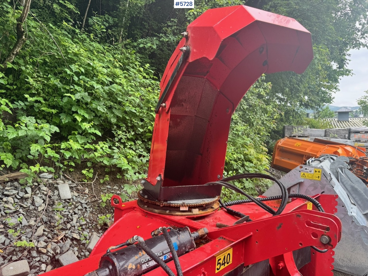 2022 Globus GTF 250-19 Snowblower - Komunālā/ Specializētā tehnika: foto 5 2022 Globus GTF 250-19 Snowblower - Komunālā/ Specializētā tehnika: foto 5