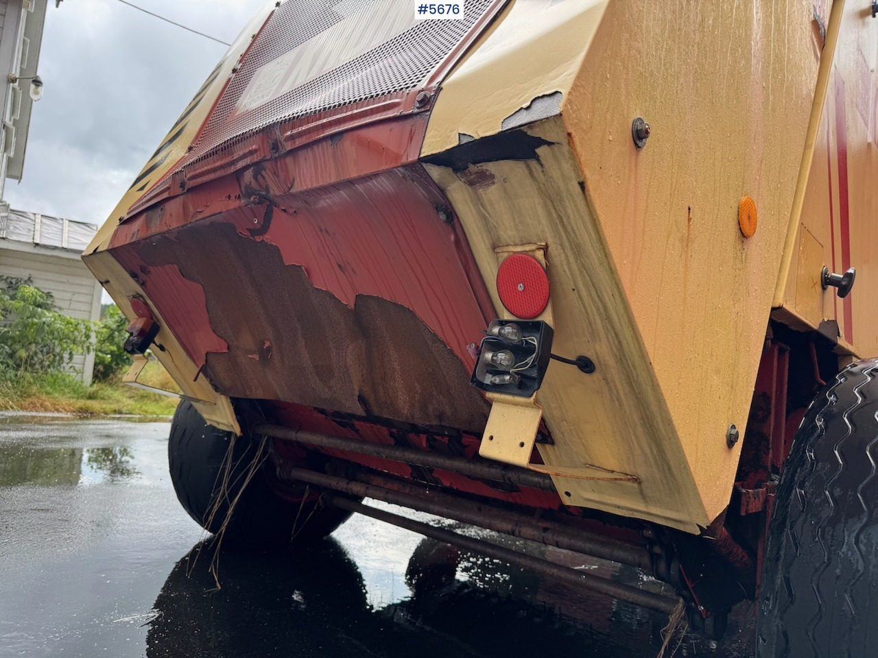 Krone KR 125 Round Baler - Siena sagatavošanas tehnika: foto 4 Krone KR 125 Round Baler - Siena sagatavošanas tehnika: foto 4