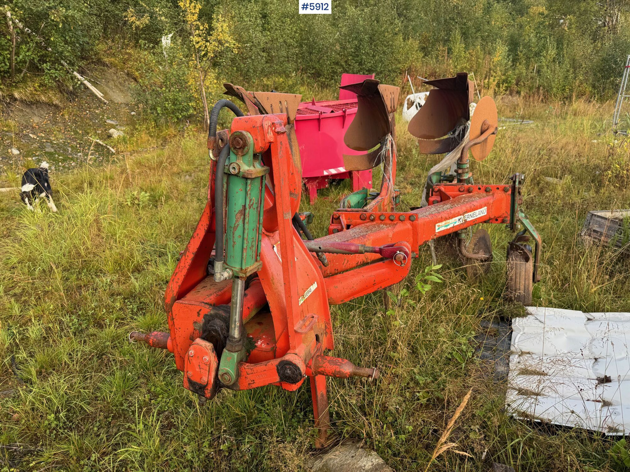 Kverneland 3-furrow reversible plough - Augsnes apstrādes tehnika: foto 5 Kverneland 3-furrow reversible plough - Augsnes apstrādes tehnika: foto 5
