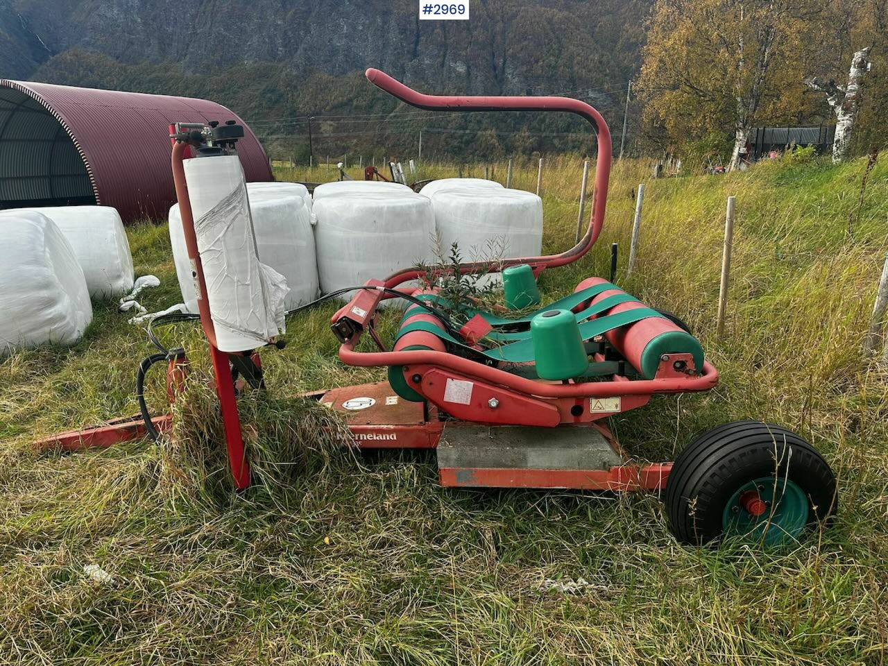 Siena sagatavošanas tehnika Kverneland UN 7335 round bale packs: foto 6