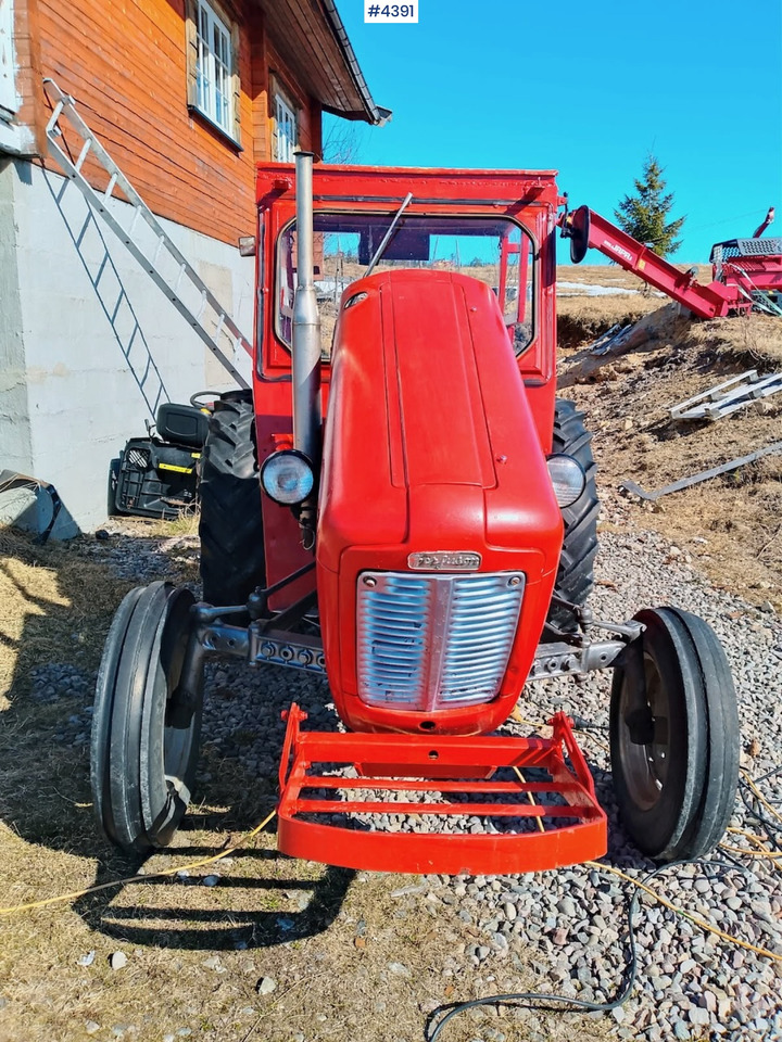Massey Ferguson 35 - Traktors: foto 3 Massey Ferguson 35 - Traktors: foto 3