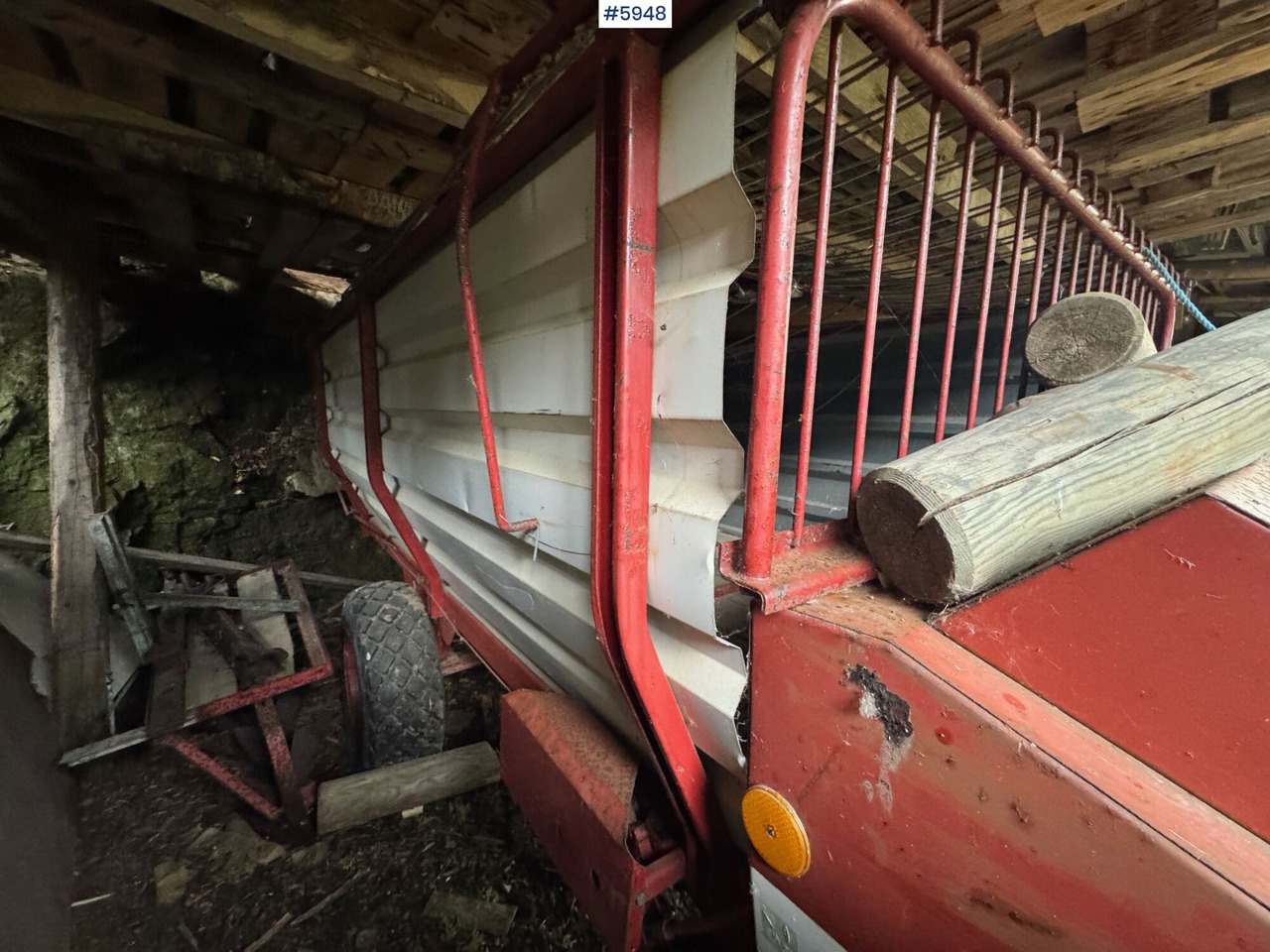 Pöttinger forage wagon - Siena sagatavošanas tehnika: foto 5 Pöttinger forage wagon - Siena sagatavošanas tehnika: foto 5