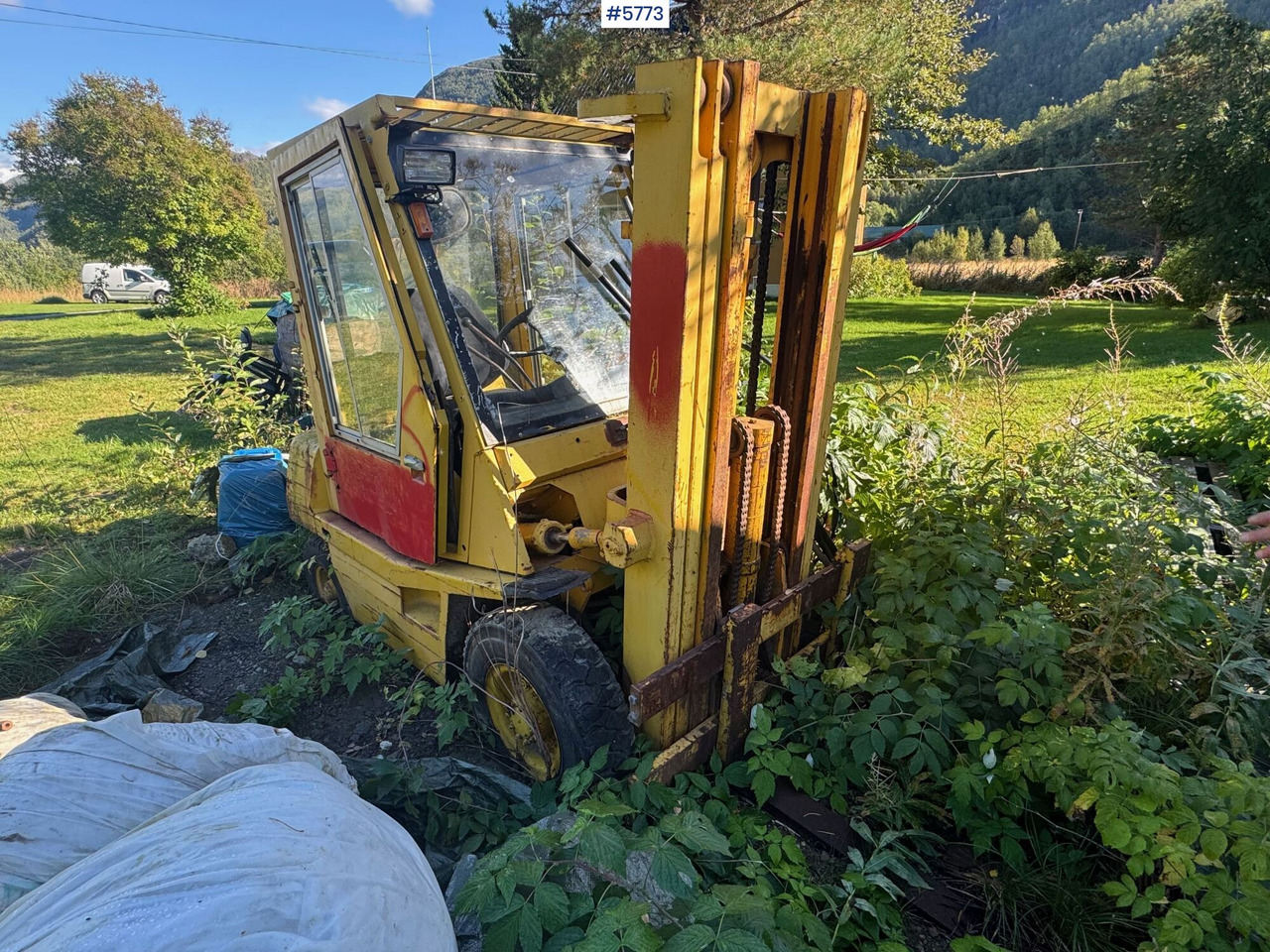 Toyota 02-3FD25 Truck. Repair object - Autokrāvējs: foto 2 Toyota 02-3FD25 Truck. Repair object - Autokrāvējs: foto 2