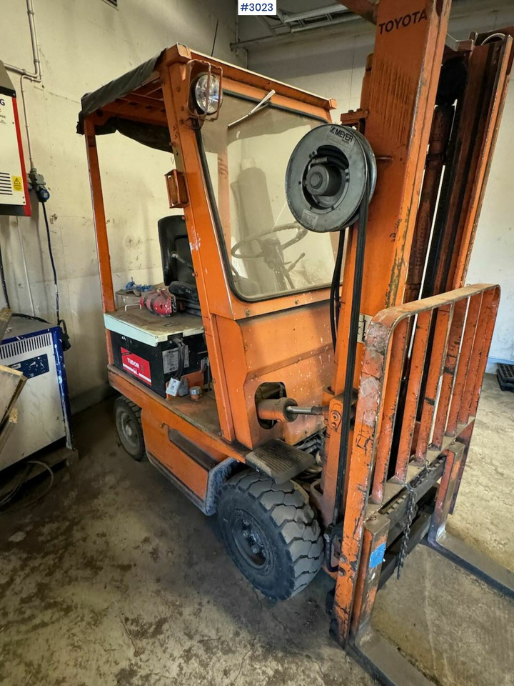 Toyota 4FB15 Forklift - Autokrāvējs: foto 5 Toyota 4FB15 Forklift - Autokrāvējs: foto 5