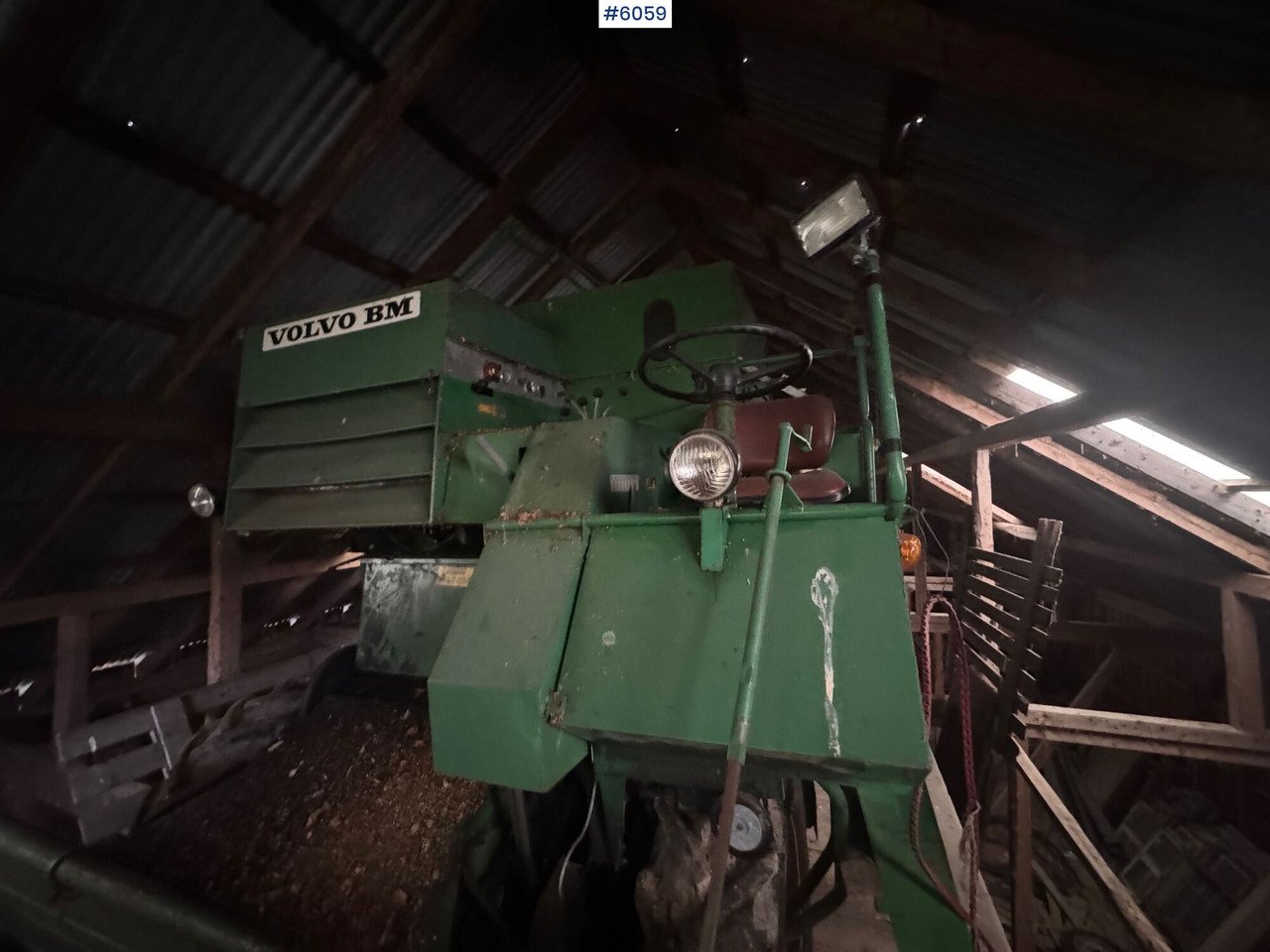 Labības kombains Volvo BM Aktiv 800 combine harvester: foto 11 Labības kombains Volvo BM Aktiv 800 combine harvester: foto 11