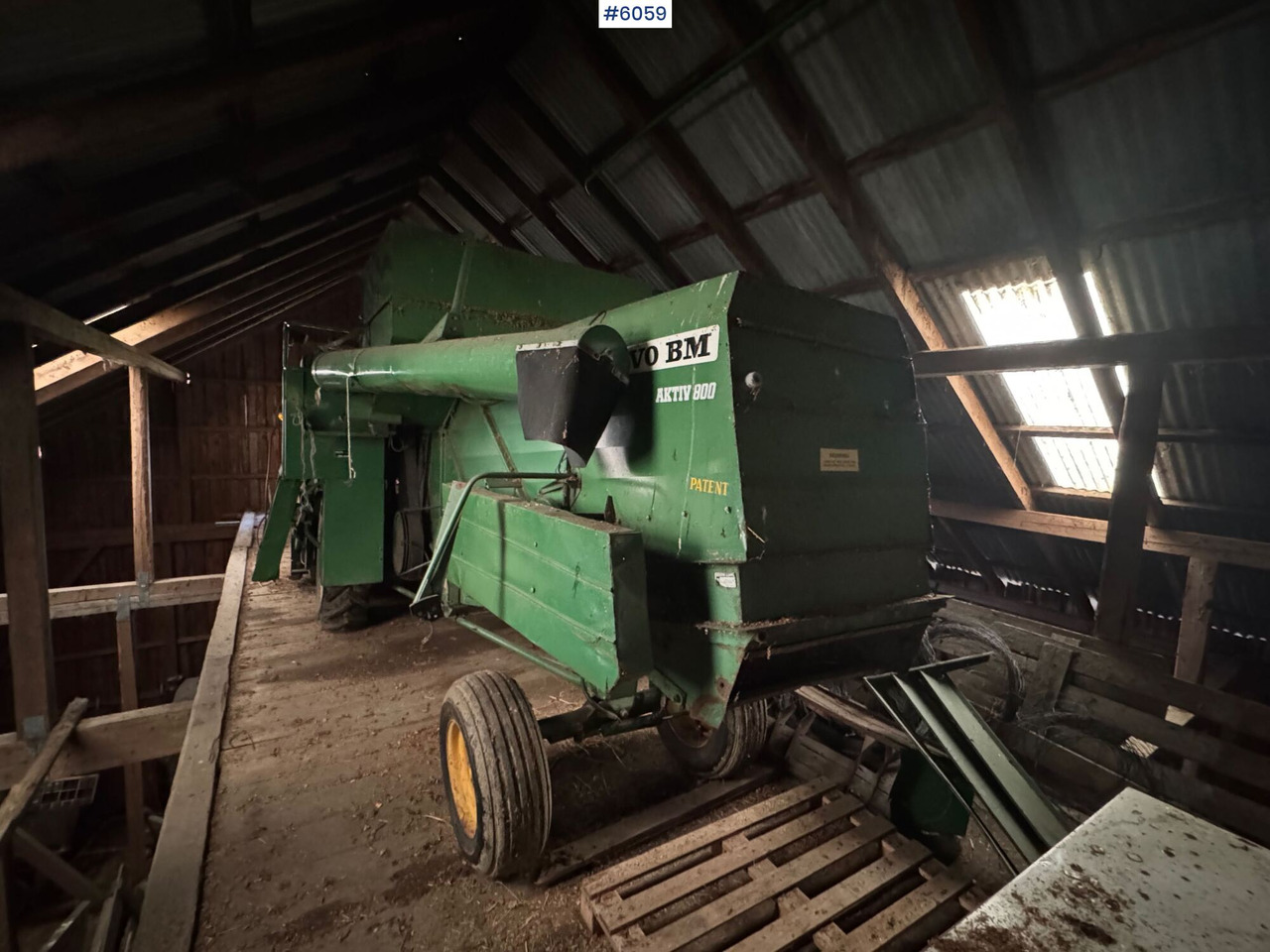 Labības kombains Volvo BM Aktiv 800 combine harvester: foto 7 Labības kombains Volvo BM Aktiv 800 combine harvester: foto 7