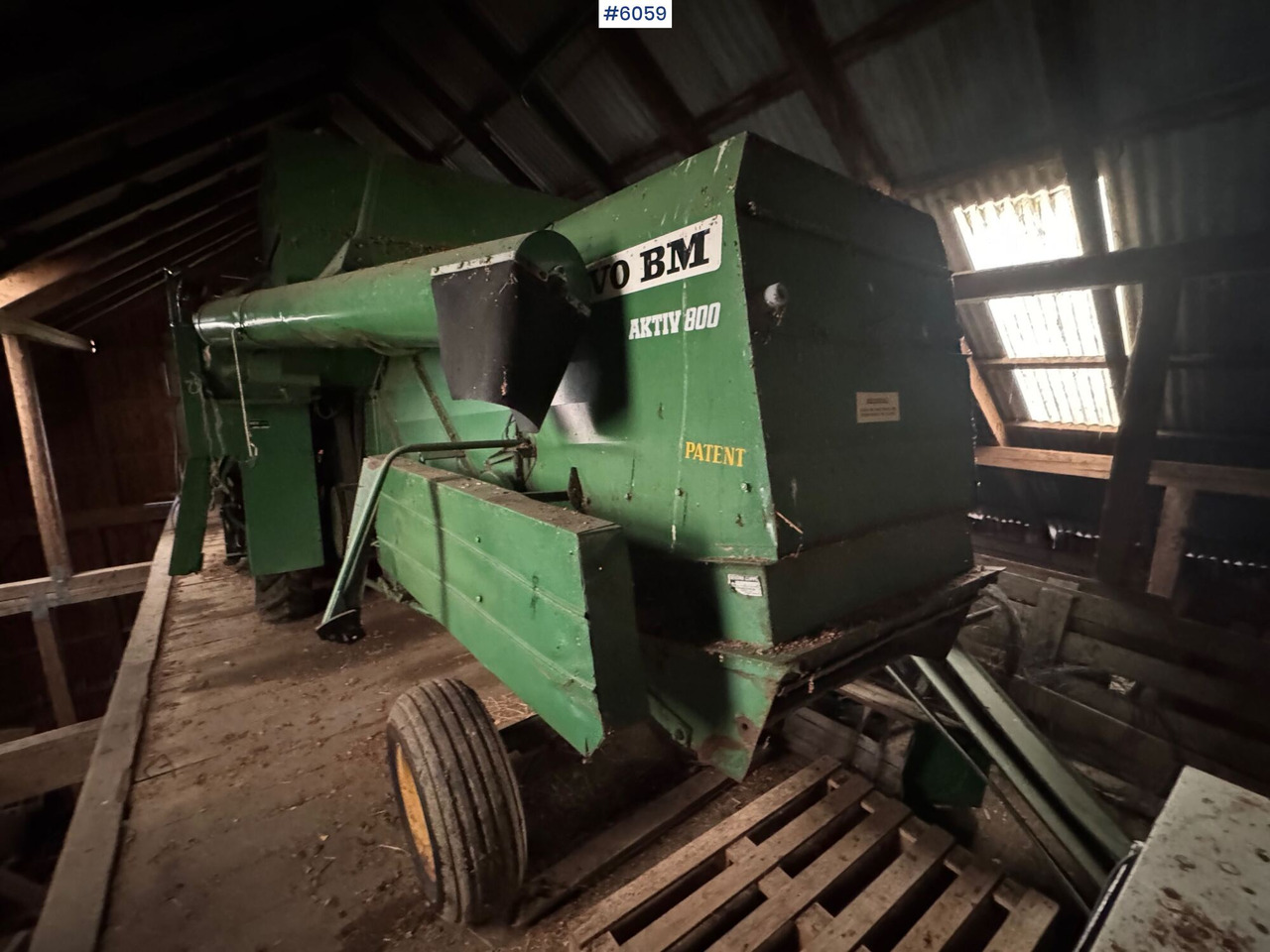 Labības kombains Volvo BM Aktiv 800 combine harvester: foto 6 Labības kombains Volvo BM Aktiv 800 combine harvester: foto 6