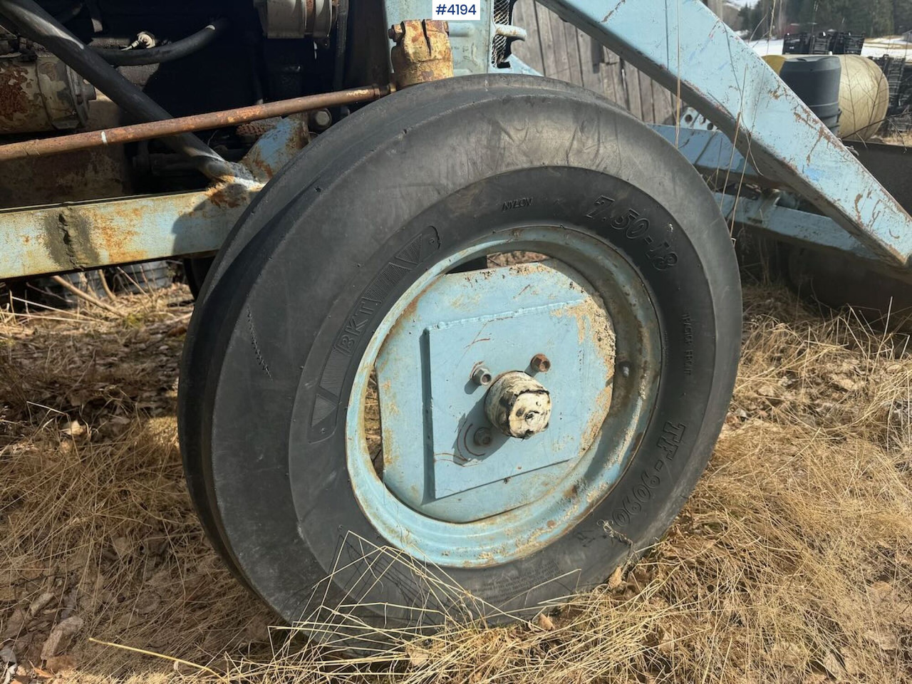 Traktors Zetor 4011 4x2: foto 13
