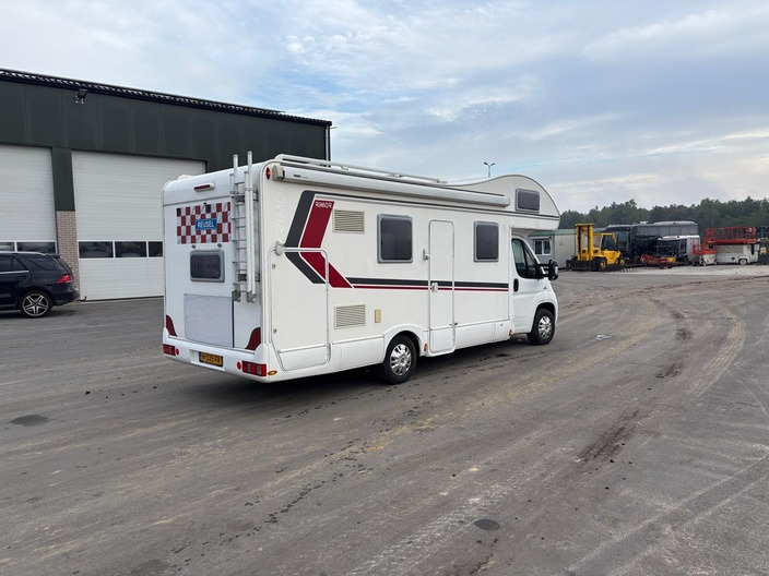 Rimor seal 9 - Alkov kemperis: foto 3 Rimor seal 9 - Alkov kemperis: foto 3