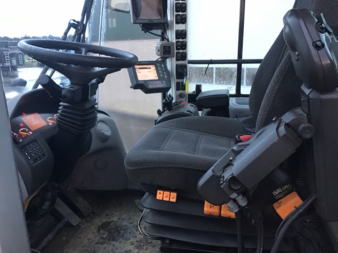 Riteņu iekrāvējs volvo 180F long boom: foto 6
