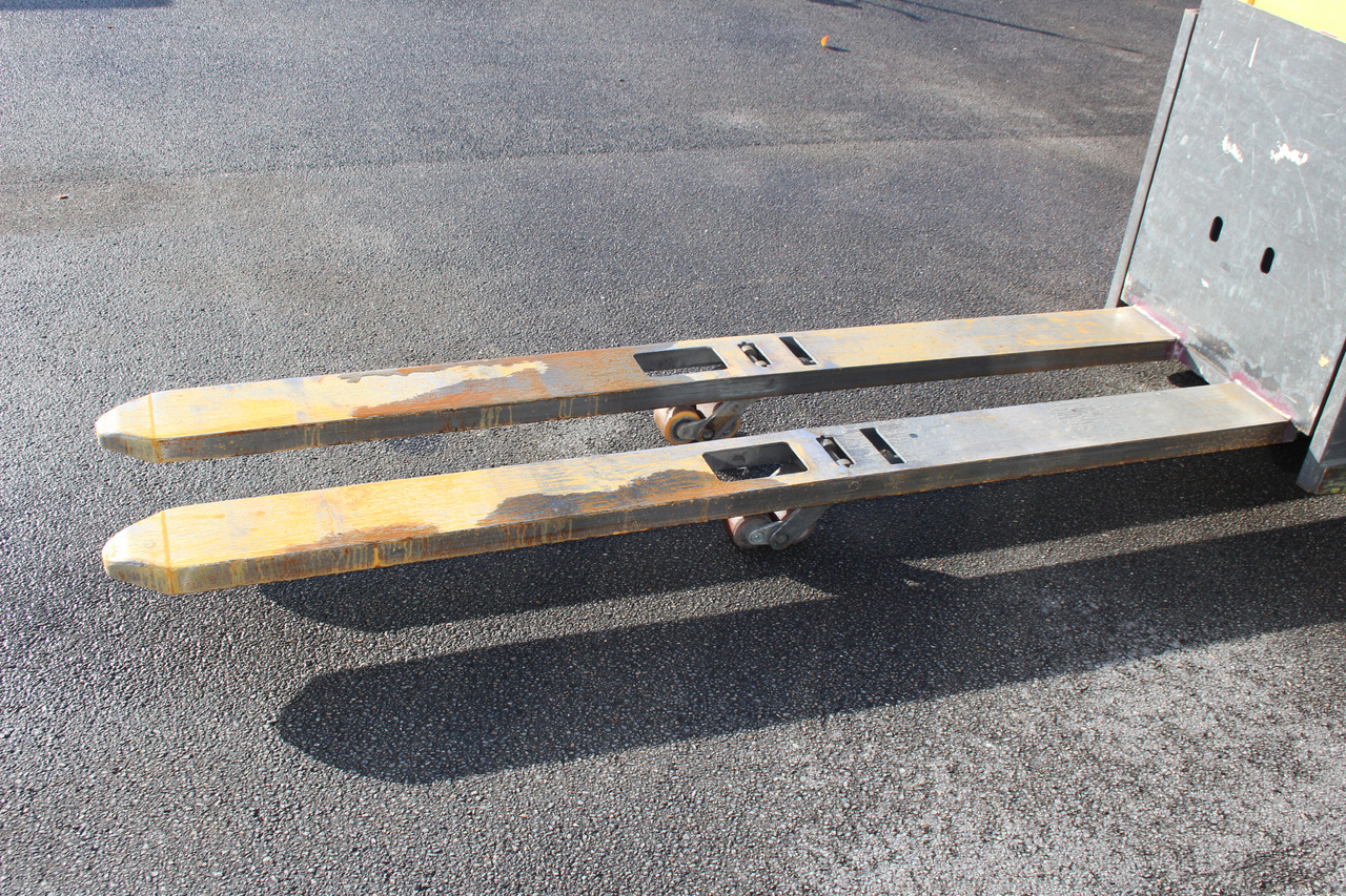 ATLET Atlet Tempo S3 PPL/200S - Rokas palešu ratiņi: foto 5 ATLET Atlet Tempo S3 PPL/200S - Rokas palešu ratiņi: foto 5