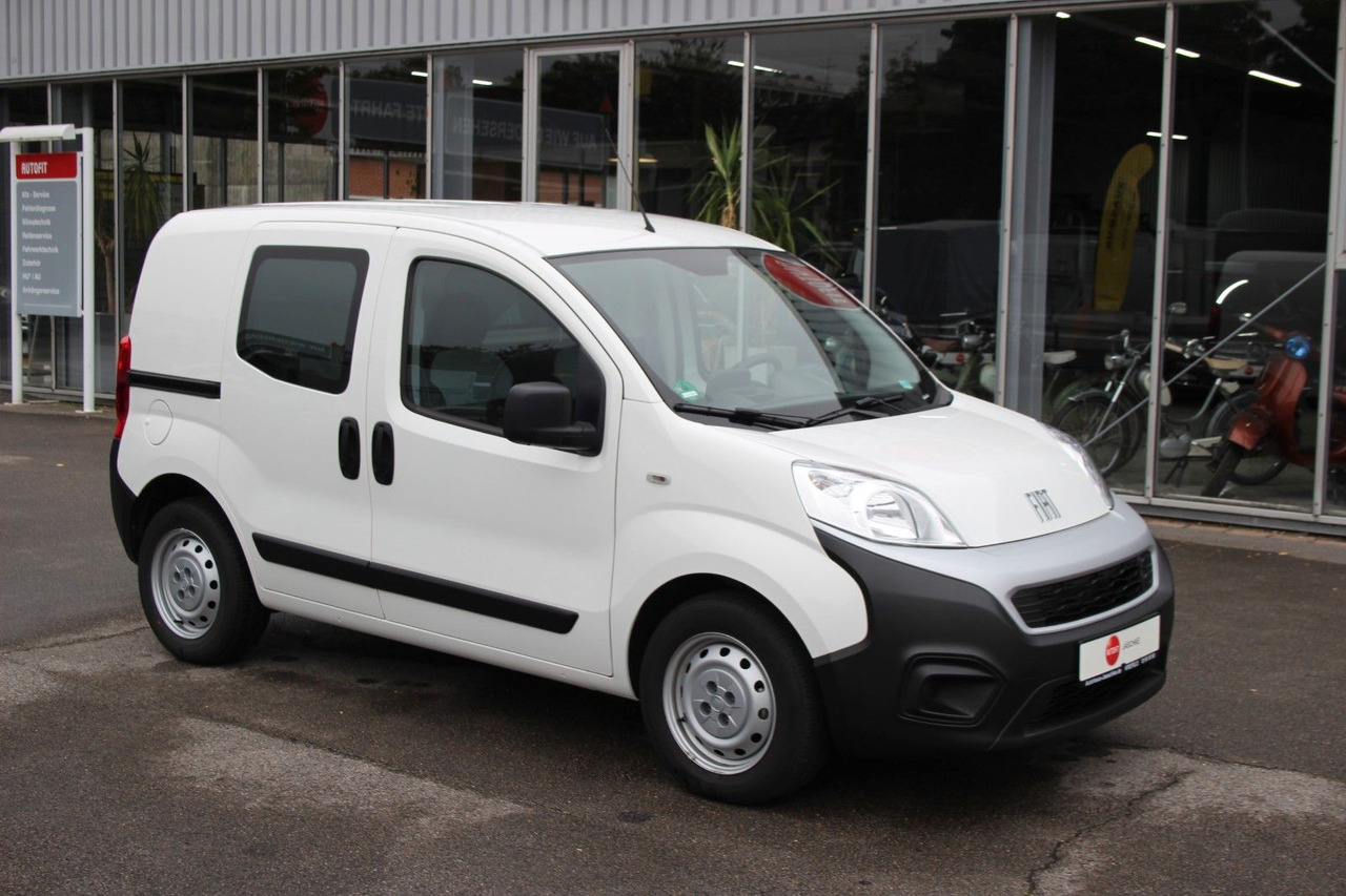 Fiat Fiorino SX Kasten Klima Sitzhzg 7600 km - Vieglā automašīna: foto 2 Fiat Fiorino SX Kasten Klima Sitzhzg 7600 km - Vieglā automašīna: foto 2
