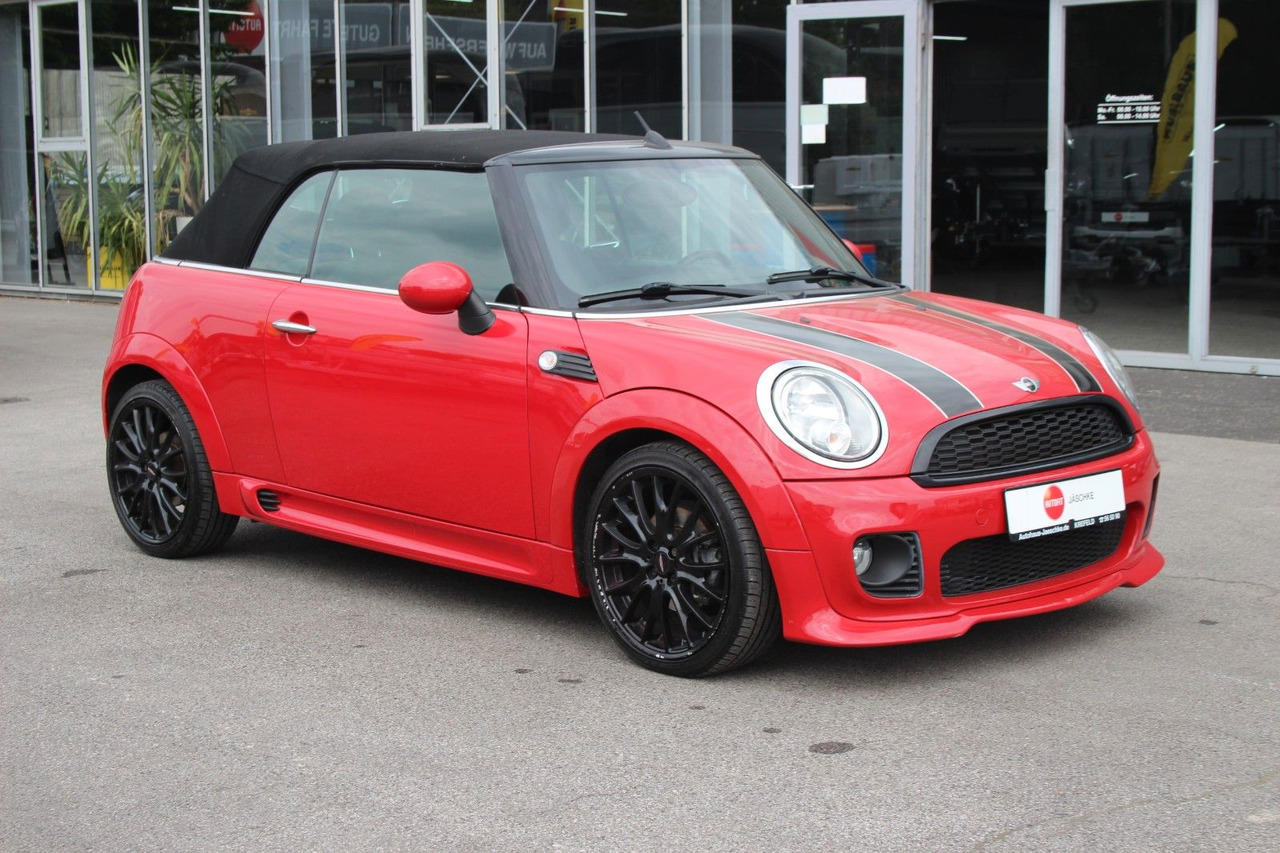 MINI COOPER Cabrio "Works Optik" Pepper 114tKM - Vieglā automašīna: foto 2 MINI COOPER Cabrio "Works Optik" Pepper 114tKM - Vieglā automašīna: foto 2
