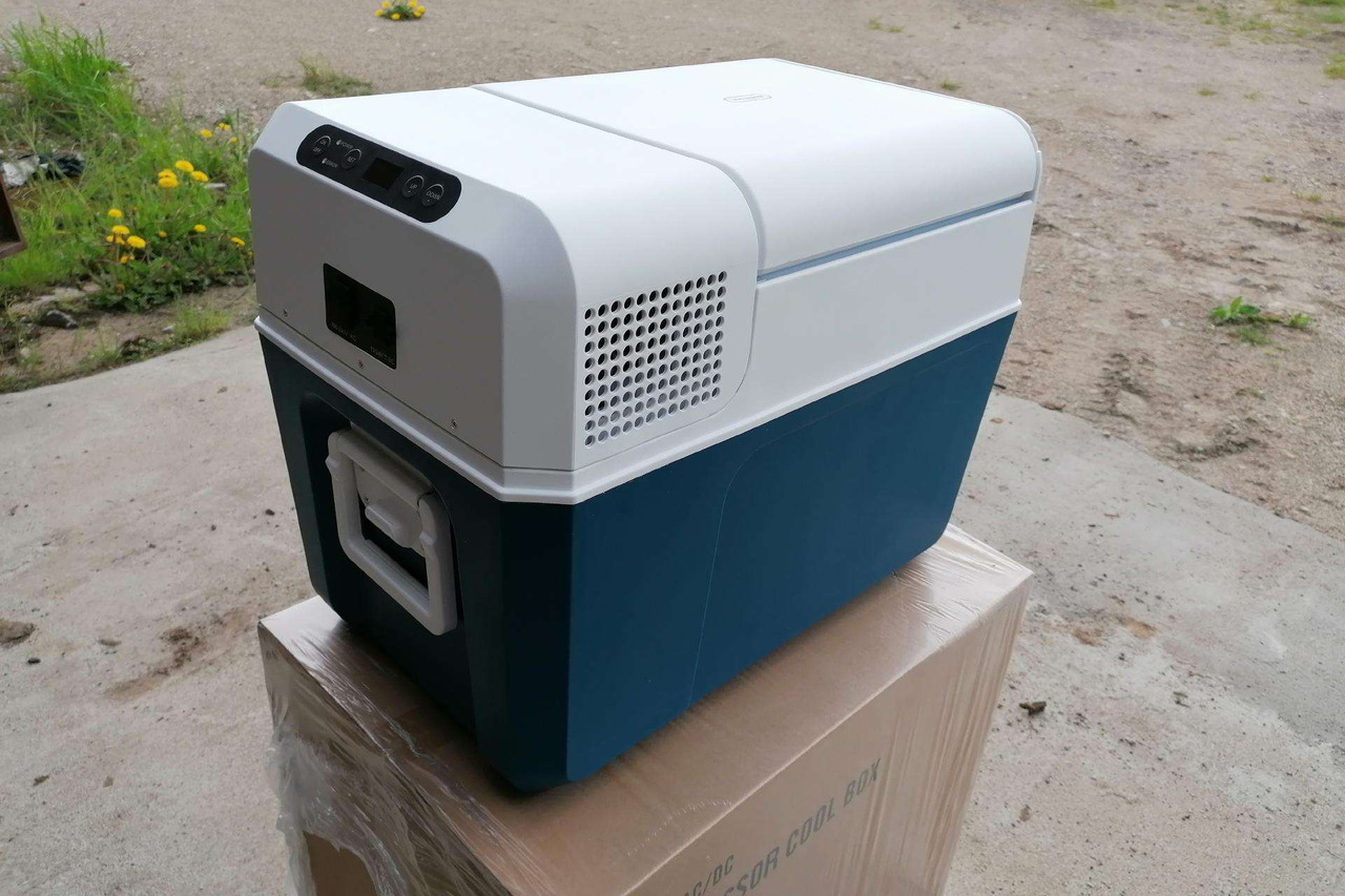 Fridge Dometic Waeco Mobicool 38L - Kabīne un interjers - Kravas automašīna: foto 1 Fridge Dometic Waeco Mobicool 38L - Kabīne un interjers - Kravas automašīna: foto 1