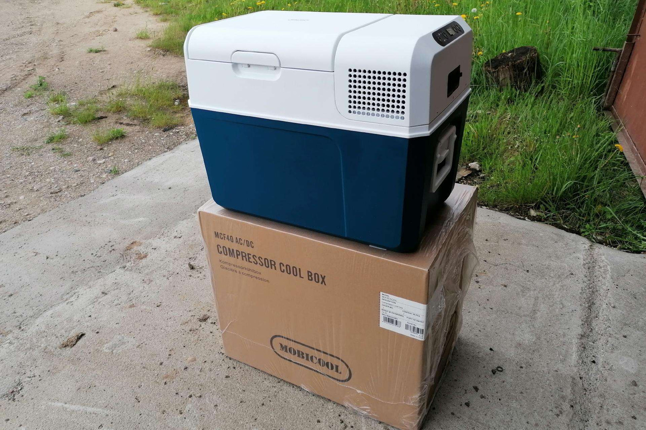 Fridge Dometic Waeco Mobicool 38L - Kabīne un interjers - Kravas automašīna: foto 2 Fridge Dometic Waeco Mobicool 38L - Kabīne un interjers - Kravas automašīna: foto 2