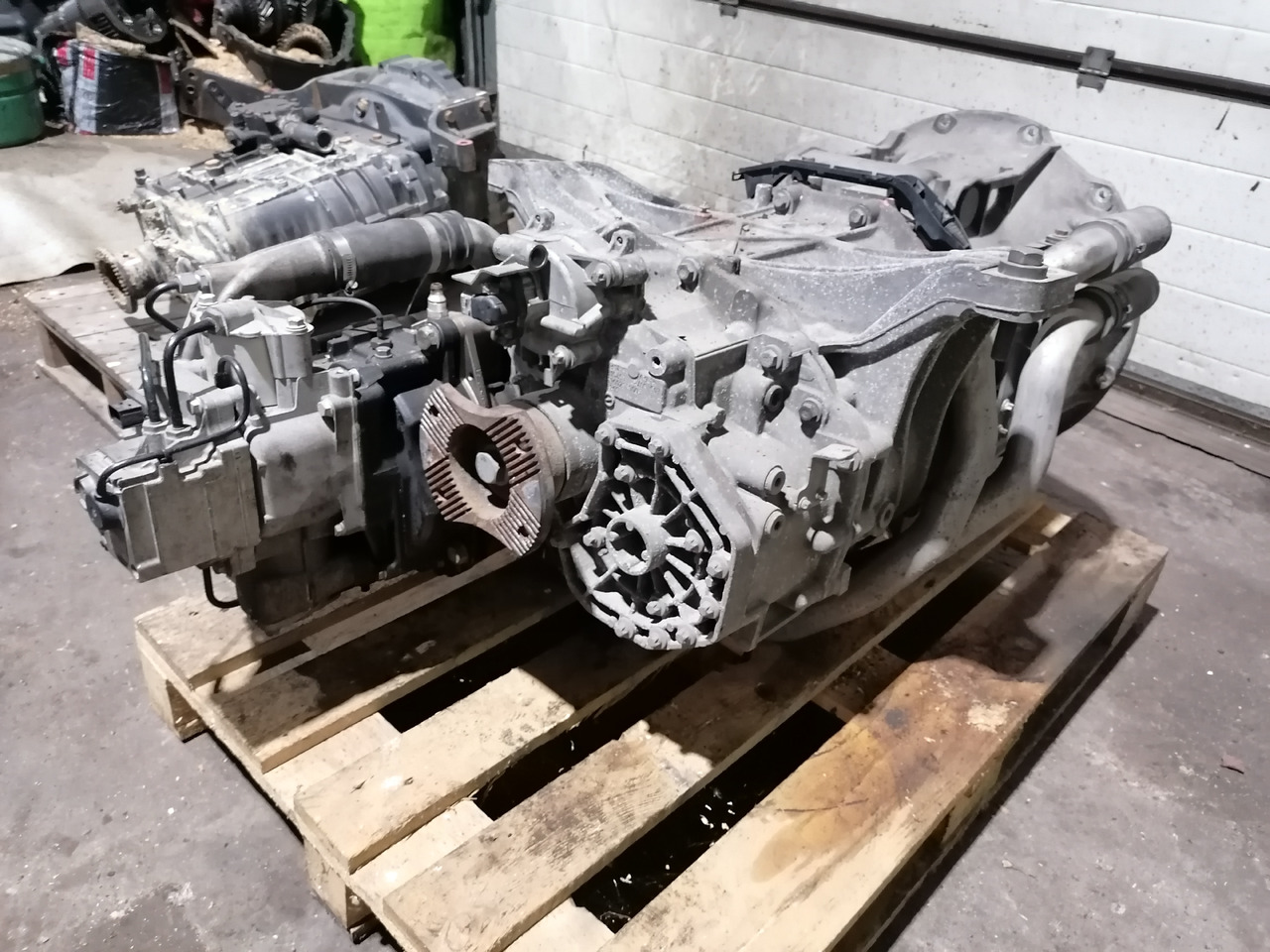 Mercedes-Benz Actros MP-4 gearbox G211-12+Retarder REPAIRED - Pārnesumkārba: foto 3 Mercedes-Benz Actros MP-4 gearbox G211-12+Retarder REPAIRED - Pārnesumkārba: foto 3