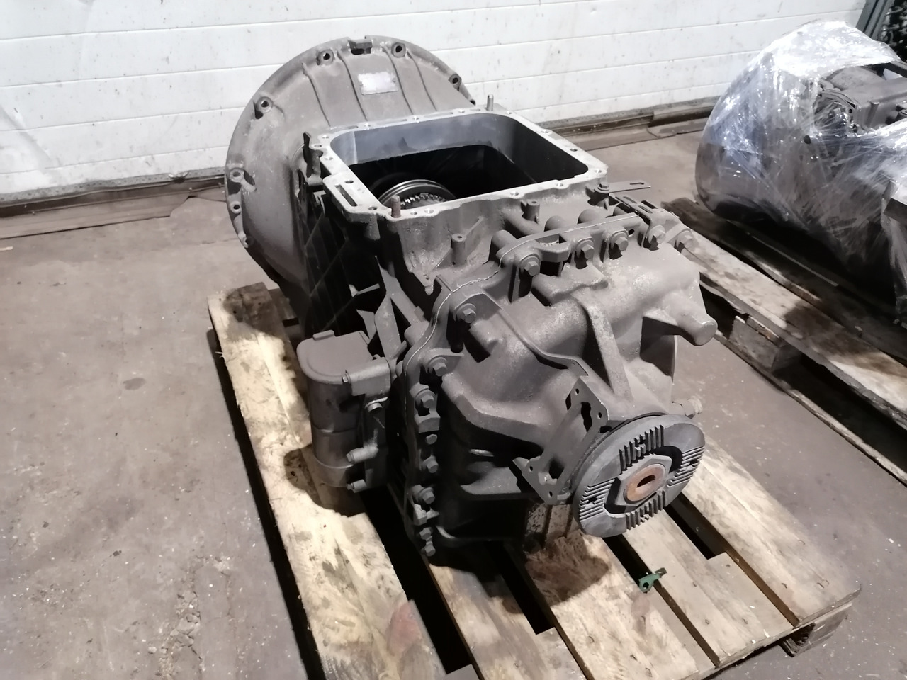 VOLVO remanufactured gearbox AT2612D - Pārnesumkārba: foto 3 VOLVO remanufactured gearbox AT2612D - Pārnesumkārba: foto 3