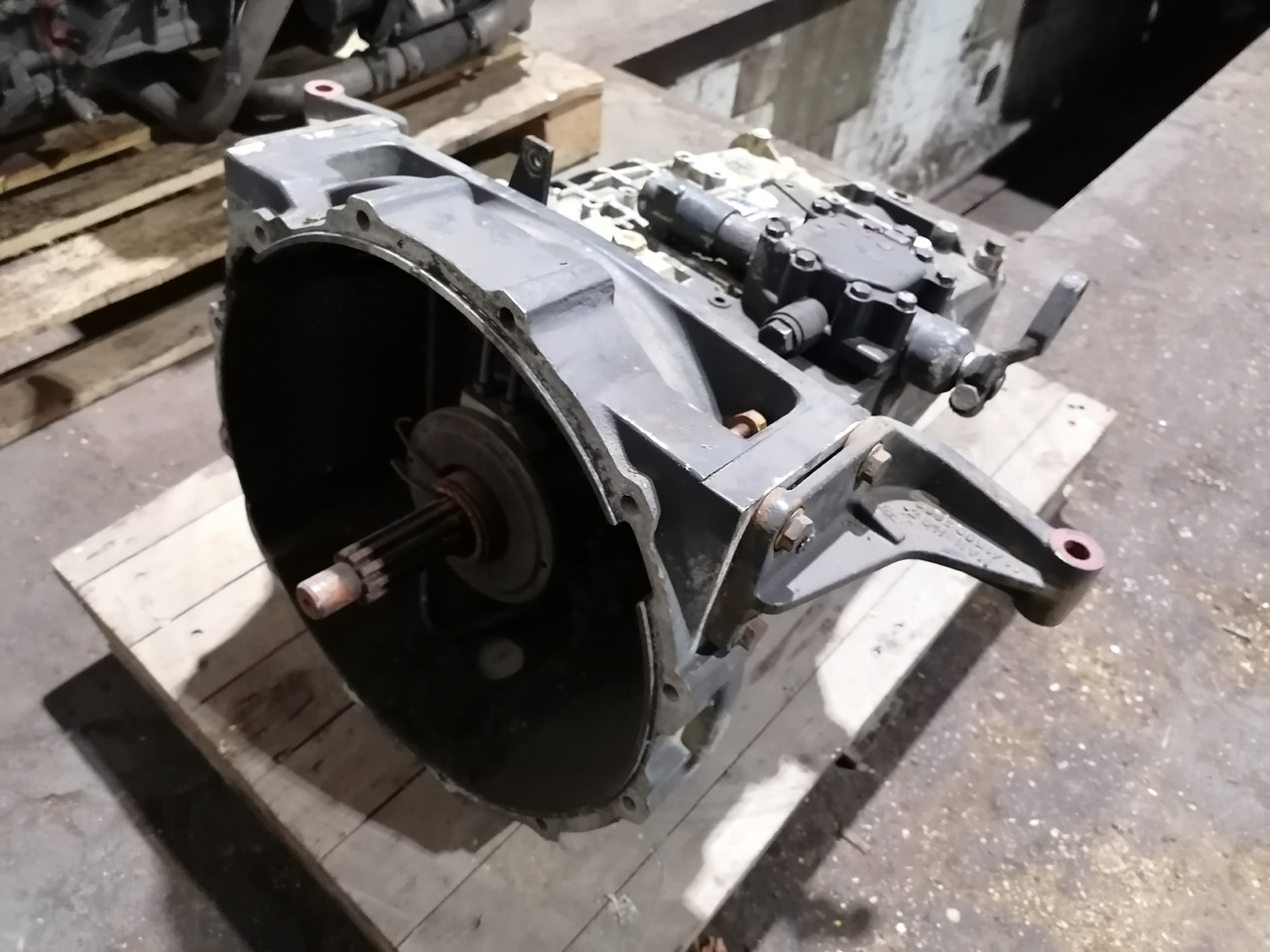 ZF ECOLITE S6-36 - Pārnesumkārba: foto 1 ZF ECOLITE S6-36 - Pārnesumkārba: foto 1