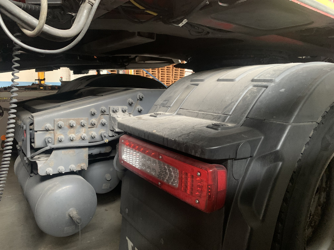 VOLVO VOLVO FH 6x2 500 Euro VI, salon Polska, ASO - Vilcējs: foto 4 VOLVO VOLVO FH 6x2 500 Euro VI, salon Polska, ASO - Vilcējs: foto 4