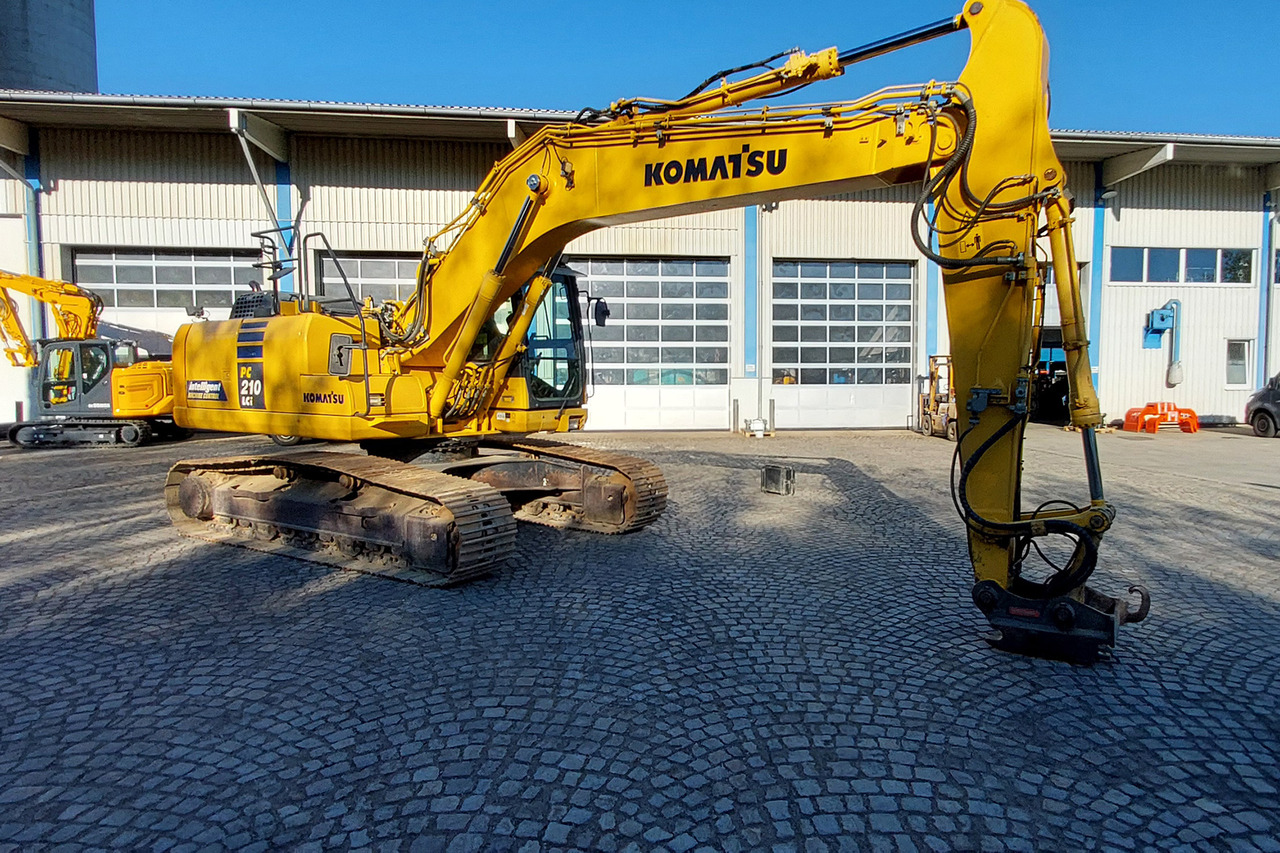 Komatsu PC210LCi-10 - Kāpurķēžu ekskavators: foto 5 Komatsu PC210LCi-10 - Kāpurķēžu ekskavators: foto 5