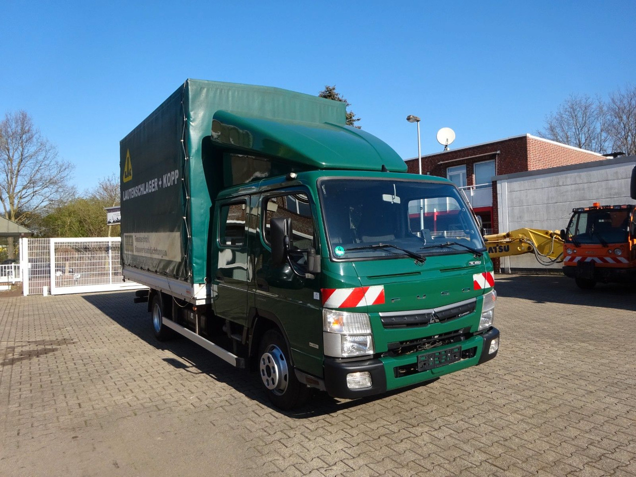 Furgons ar tentu, Kravas-pasažieru furgons FUSO 7C180D Canter mit Doppelkabine 4x2: foto 10