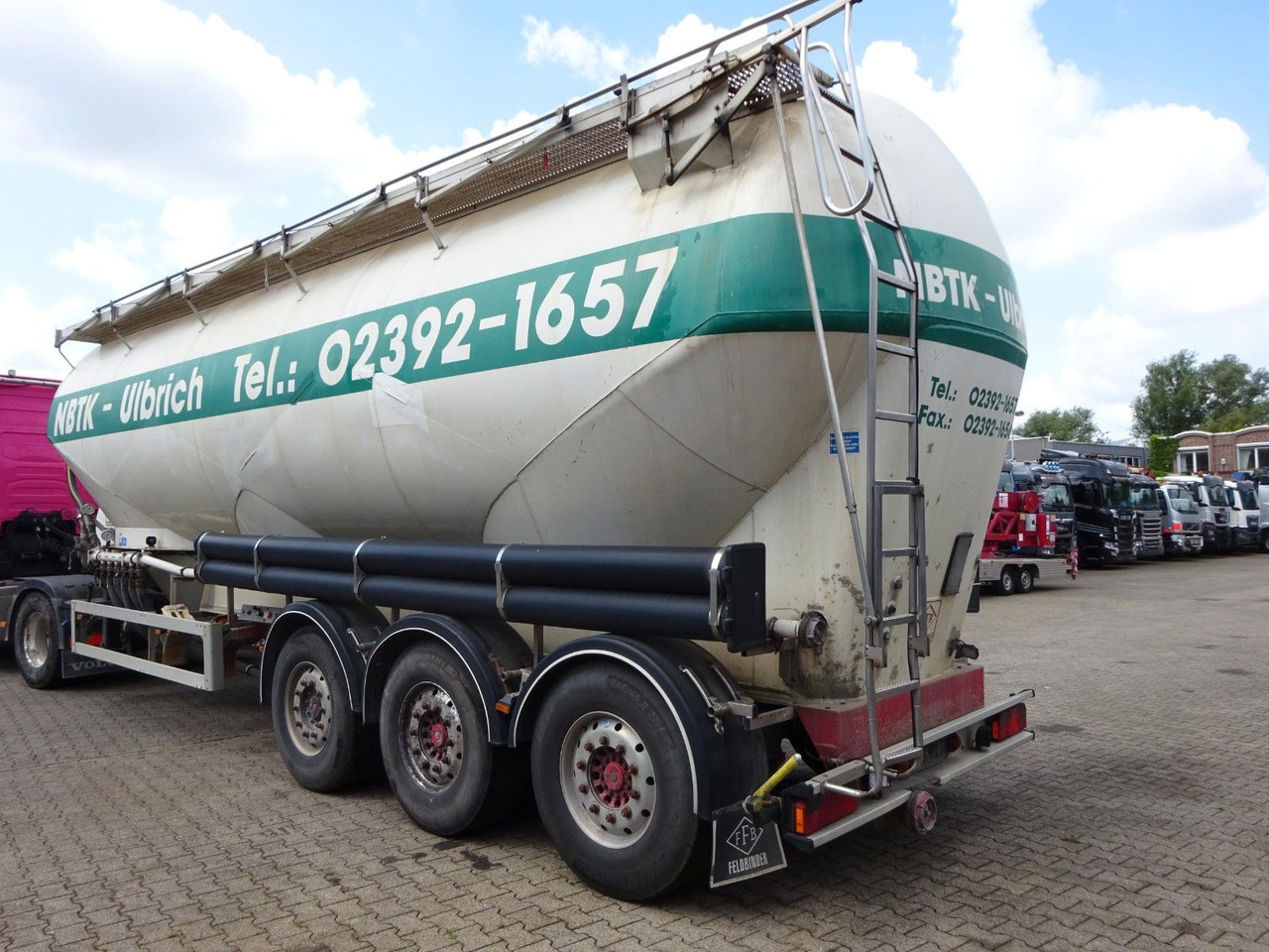 Feldbinder EUT 49.3 Silo für Staub u. Rieselgüter ca. 50m³ - Silosa puspiekabe: foto 3 Feldbinder EUT 49.3 Silo für Staub u. Rieselgüter ca. 50m³ - Silosa puspiekabe: foto 3