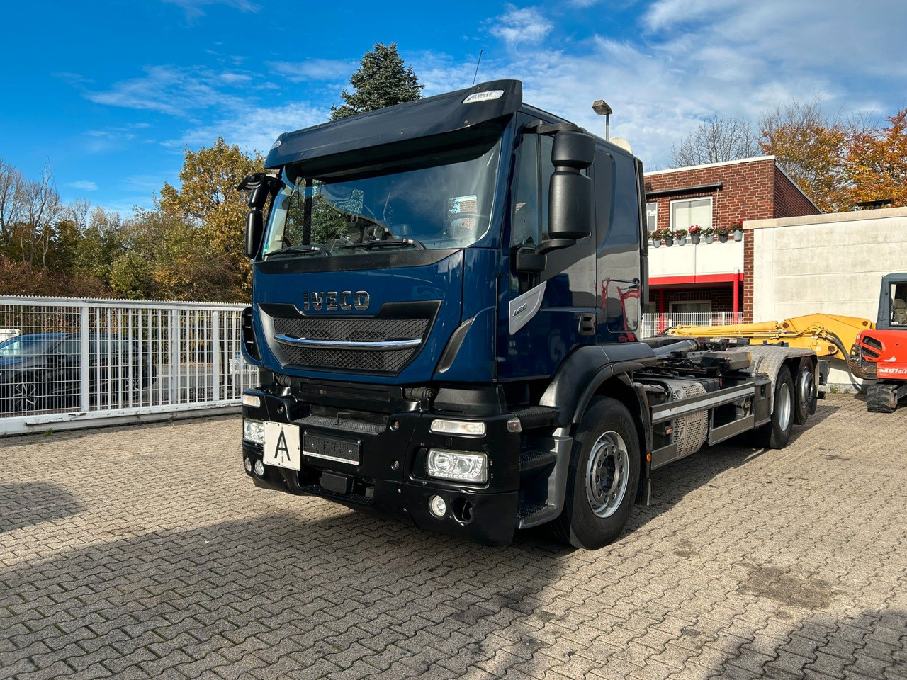 Iveco 460 Stralis MEILLER Abroller mit LIft-Lenkachse - Pacēlājs ar āķi: foto 2 Iveco 460 Stralis MEILLER Abroller mit LIft-Lenkachse - Pacēlājs ar āķi: foto 2