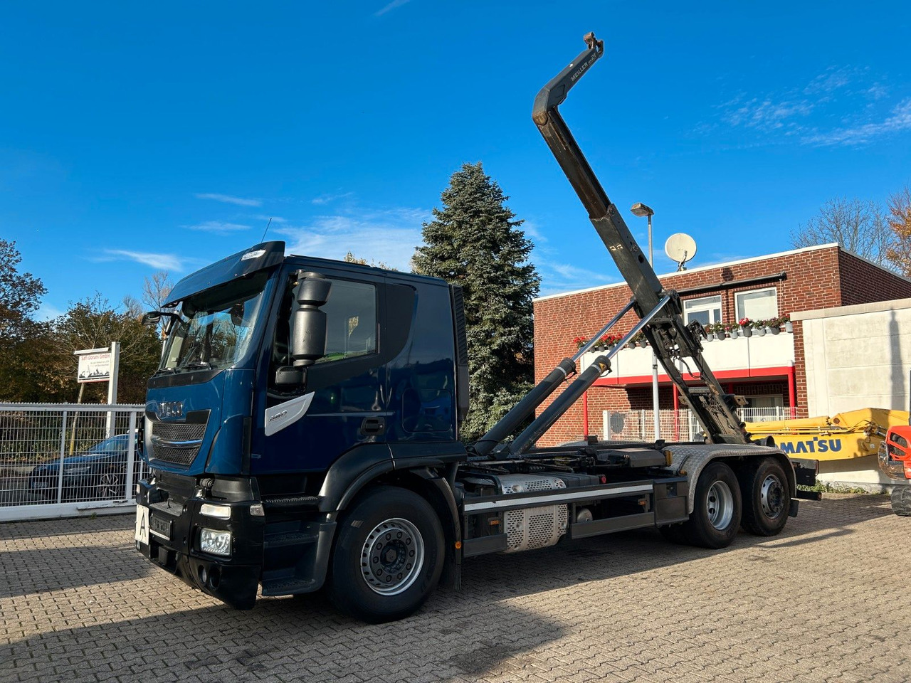Iveco 460 Stralis MEILLER Abroller mit LIft-Lenkachse - Pacēlājs ar āķi: foto 5 Iveco 460 Stralis MEILLER Abroller mit LIft-Lenkachse - Pacēlājs ar āķi: foto 5
