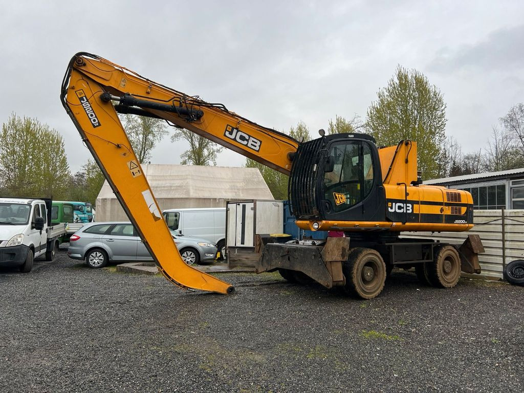 JCB JS 200 W Umschlagbagger JCB JS 200 W Umschlagbagger - Riteņu ekskavators: foto 1 JCB JS 200 W Umschlagbagger JCB JS 200 W Umschlagbagger - Riteņu ekskavators: foto 1