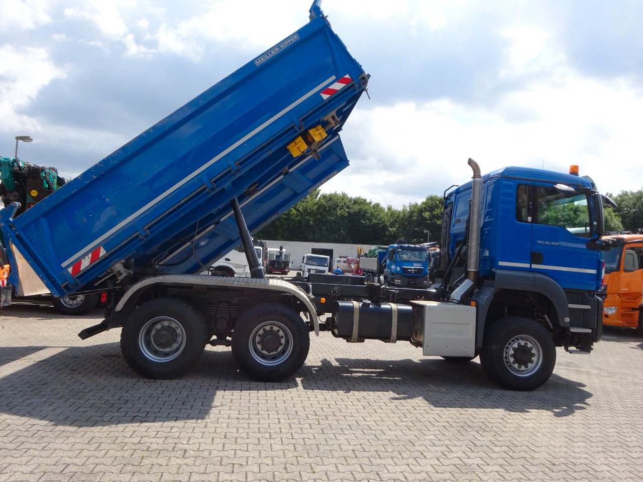 MAN 26.420 TGS MEILER 3Skipper + Bordmatik 6x6 - Kravas automašīna pašizgāzējs, Kravas auto ar manipulatoru: foto 5 MAN 26.420 TGS MEILER 3Skipper + Bordmatik 6x6 - Kravas automašīna pašizgāzējs, Kravas auto ar manipulatoru: foto 5