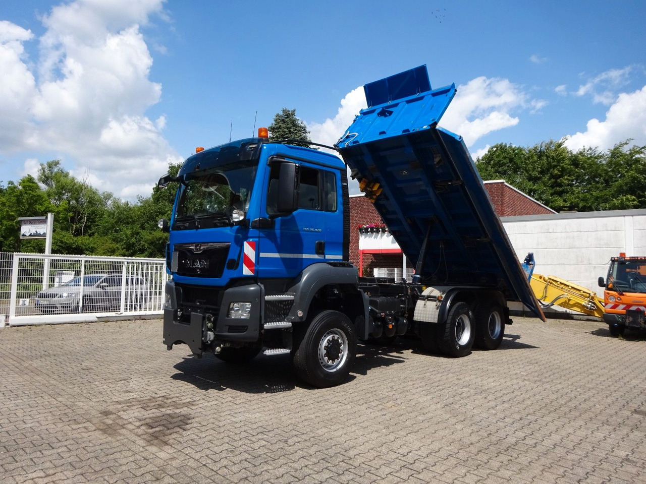 MAN 26.420 TGS MEILER 3Skipper + Bordmatik 6x6 - Kravas automašīna pašizgāzējs, Kravas auto ar manipulatoru: foto 1 MAN 26.420 TGS MEILER 3Skipper + Bordmatik 6x6 - Kravas automašīna pašizgāzējs, Kravas auto ar manipulatoru: foto 1