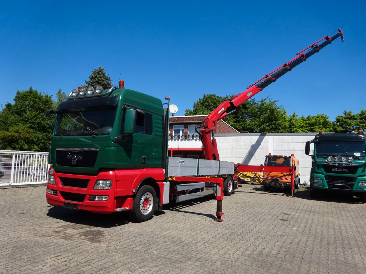 MAN 26.480 TGX + MKG HLK531 Kran +Lift-Lenkachse - Bortu kravas automašīna/ Platforma, Kravas auto ar manipulatoru: foto 5 MAN 26.480 TGX + MKG HLK531 Kran +Lift-Lenkachse - Bortu kravas automašīna/ Platforma, Kravas auto ar manipulatoru: foto 5