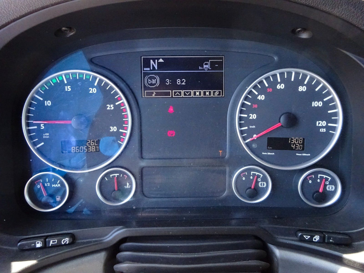 Kravas auto ar manipulatoru MAN 26.480 TGX + MKG HLK531 Kran +Lift-Lenkachse: foto 19