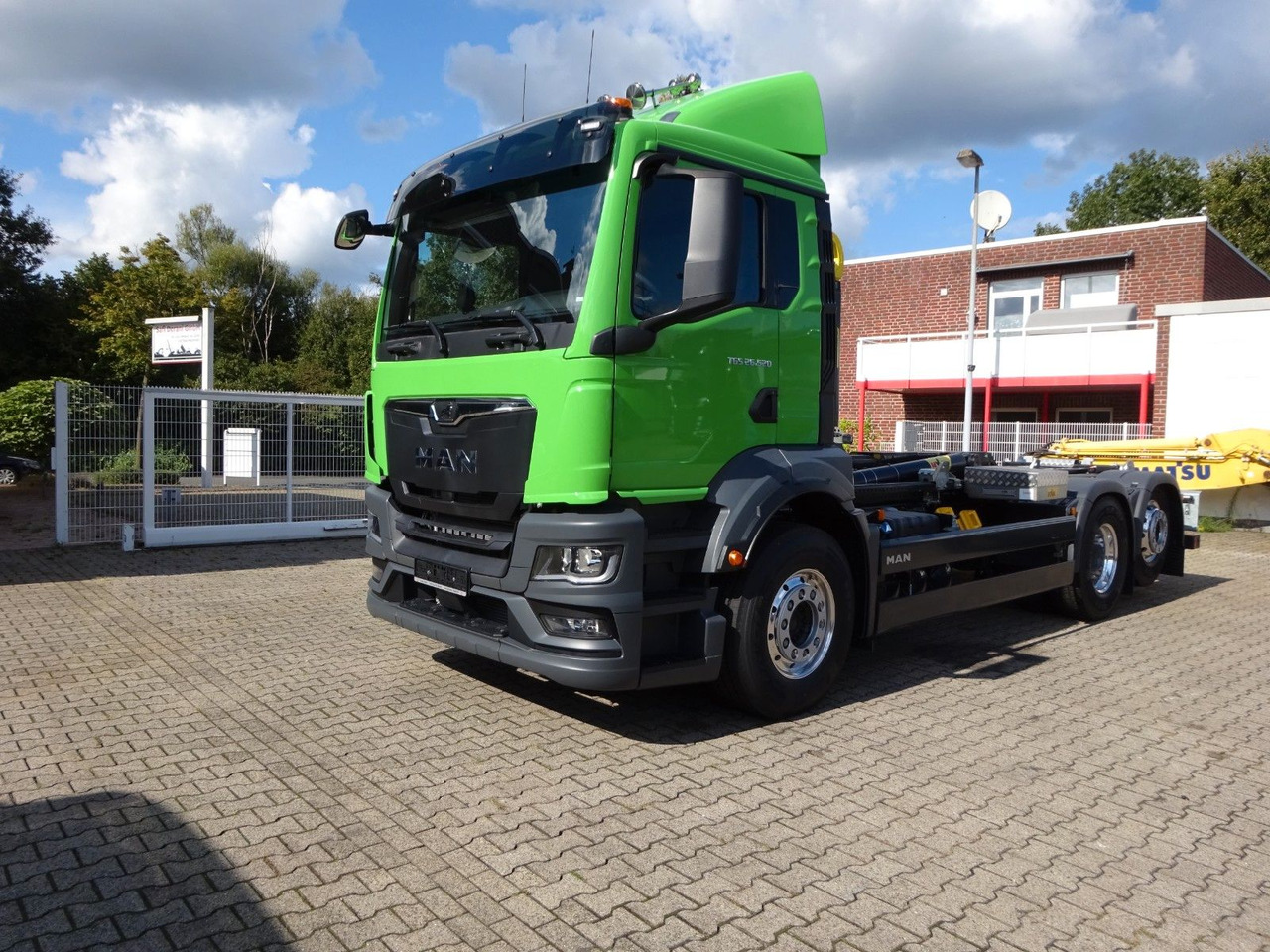 MAN 26.520 TGS HYVA Abroller 6x2 NEU !!! MAN 26.520 TGS HYVA Abroller 6x2 NEU !!! - Pacēlājs ar āķi: foto 3 MAN 26.520 TGS HYVA Abroller 6x2 NEU !!! MAN 26.520 TGS HYVA Abroller 6x2 NEU !!! - Pacēlājs ar āķi: foto 3