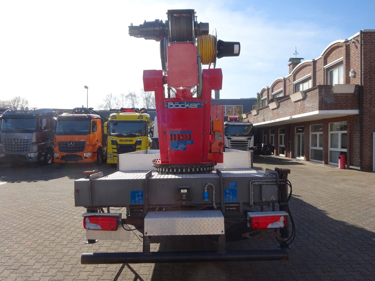 MAN 8.180  TGL + Böcker AK 32 Meter Dachdeckerkran - Kravas auto ar manipulatoru: foto 5 MAN 8.180  TGL + Böcker AK 32 Meter Dachdeckerkran - Kravas auto ar manipulatoru: foto 5