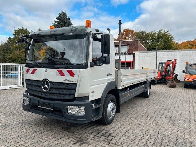 Mercedes-Benz 1527 Atego Pritsche 4x2 - Bortu kravas automašīna/ Platforma: foto 1 Mercedes-Benz 1527 Atego Pritsche 4x2 - Bortu kravas automašīna/ Platforma: foto 1