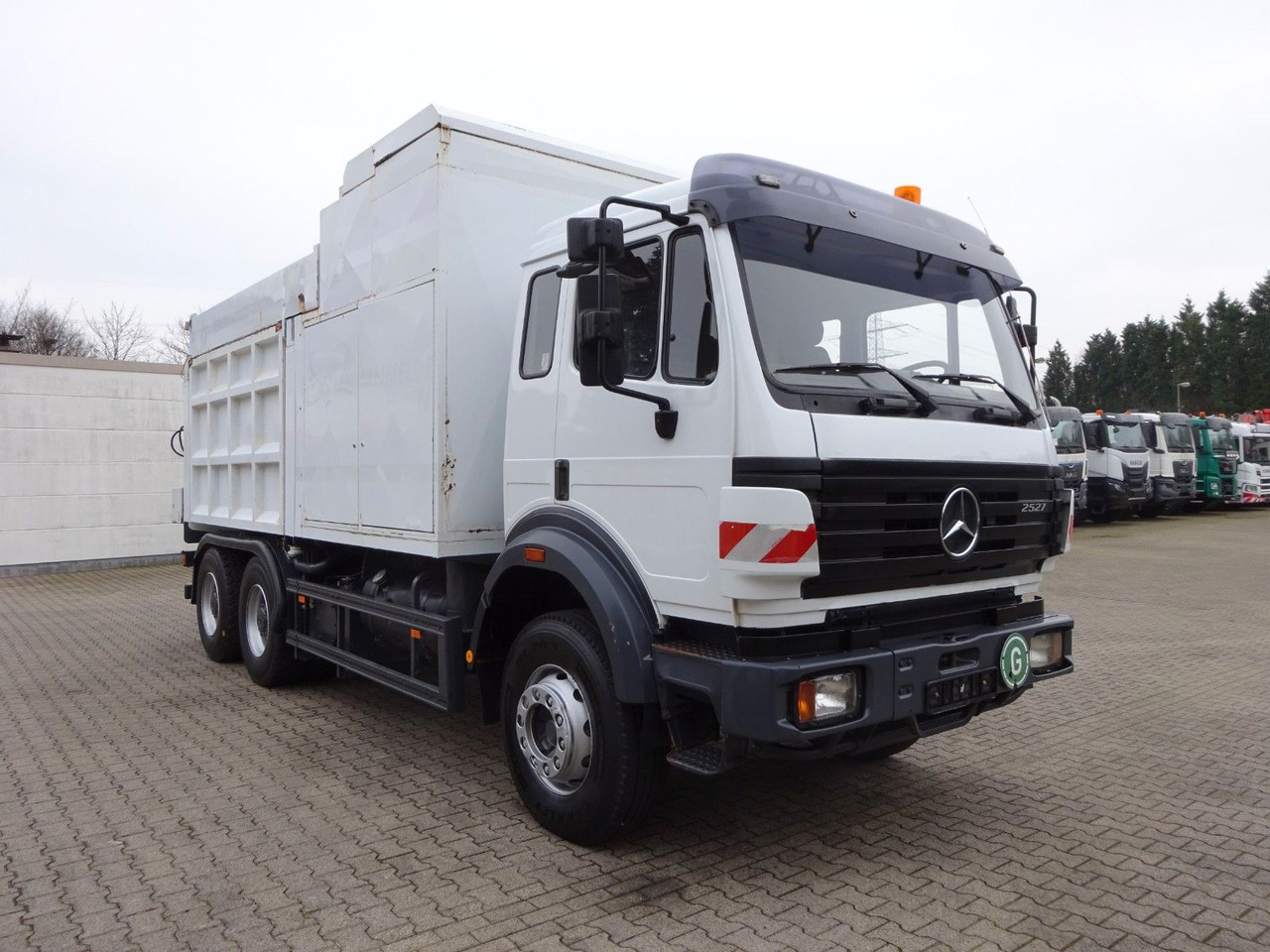 Mercedes-Benz 2527 Saugbagger. RSP Mercedes-Benz 2527 Saugbagger. RSP - Asenizācijas mašīna: foto 4 Mercedes-Benz 2527 Saugbagger. RSP Mercedes-Benz 2527 Saugbagger. RSP - Asenizācijas mašīna: foto 4
