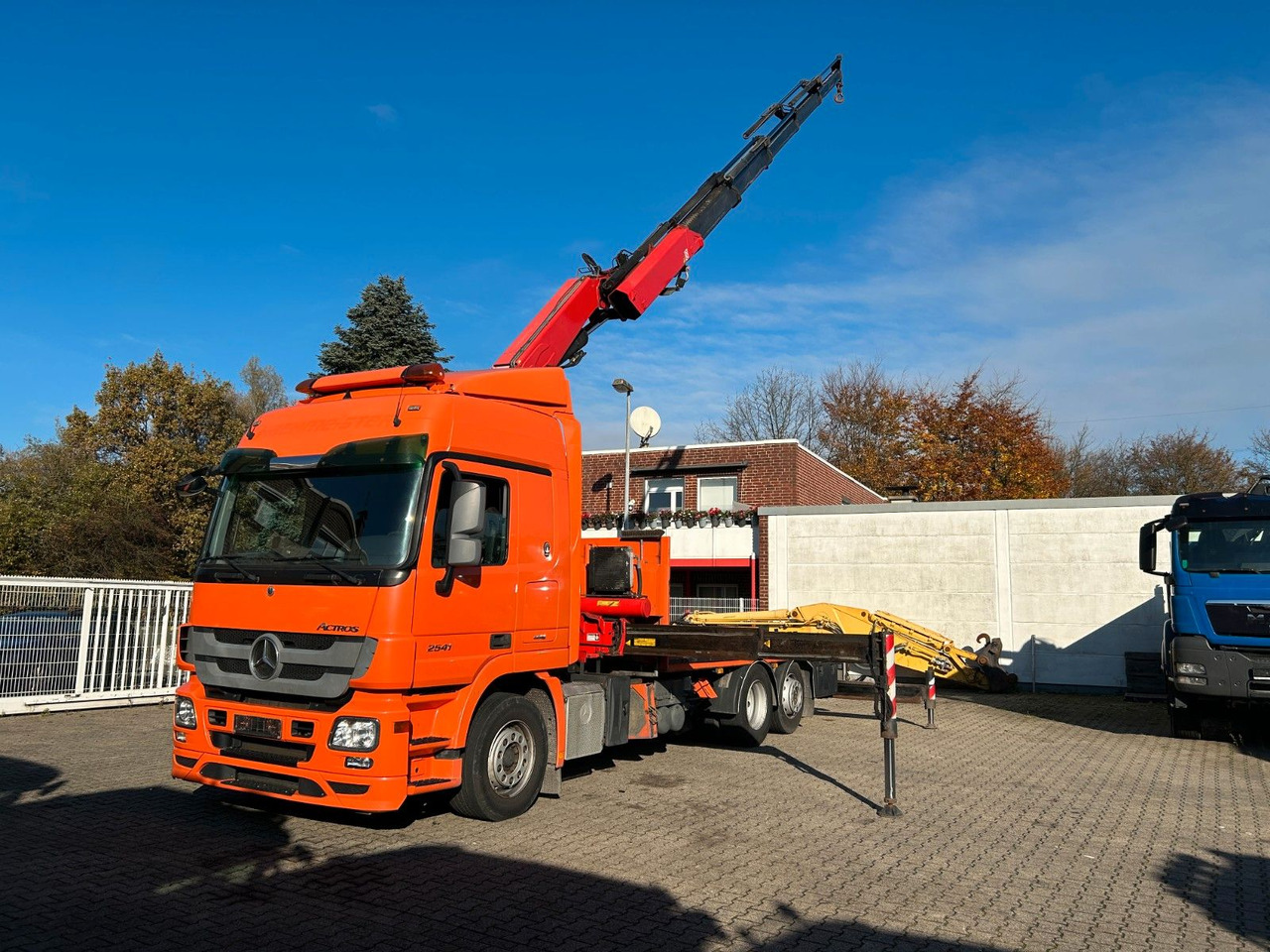 Mercedes-Benz 2541 Actros Plattform + FASSI Kran 6X2 - Kravas auto ar manipulatoru: foto 3 Mercedes-Benz 2541 Actros Plattform + FASSI Kran 6X2 - Kravas auto ar manipulatoru: foto 3