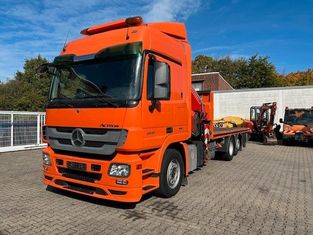 Mercedes-Benz 2541 Actros Plattform + FASSI Kran 6X2 - Kravas auto ar manipulatoru: foto 1 Mercedes-Benz 2541 Actros Plattform + FASSI Kran 6X2 - Kravas auto ar manipulatoru: foto 1